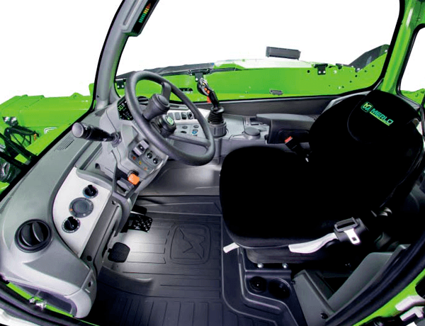 Merlo turbo farmer 30.9 interior telehandler