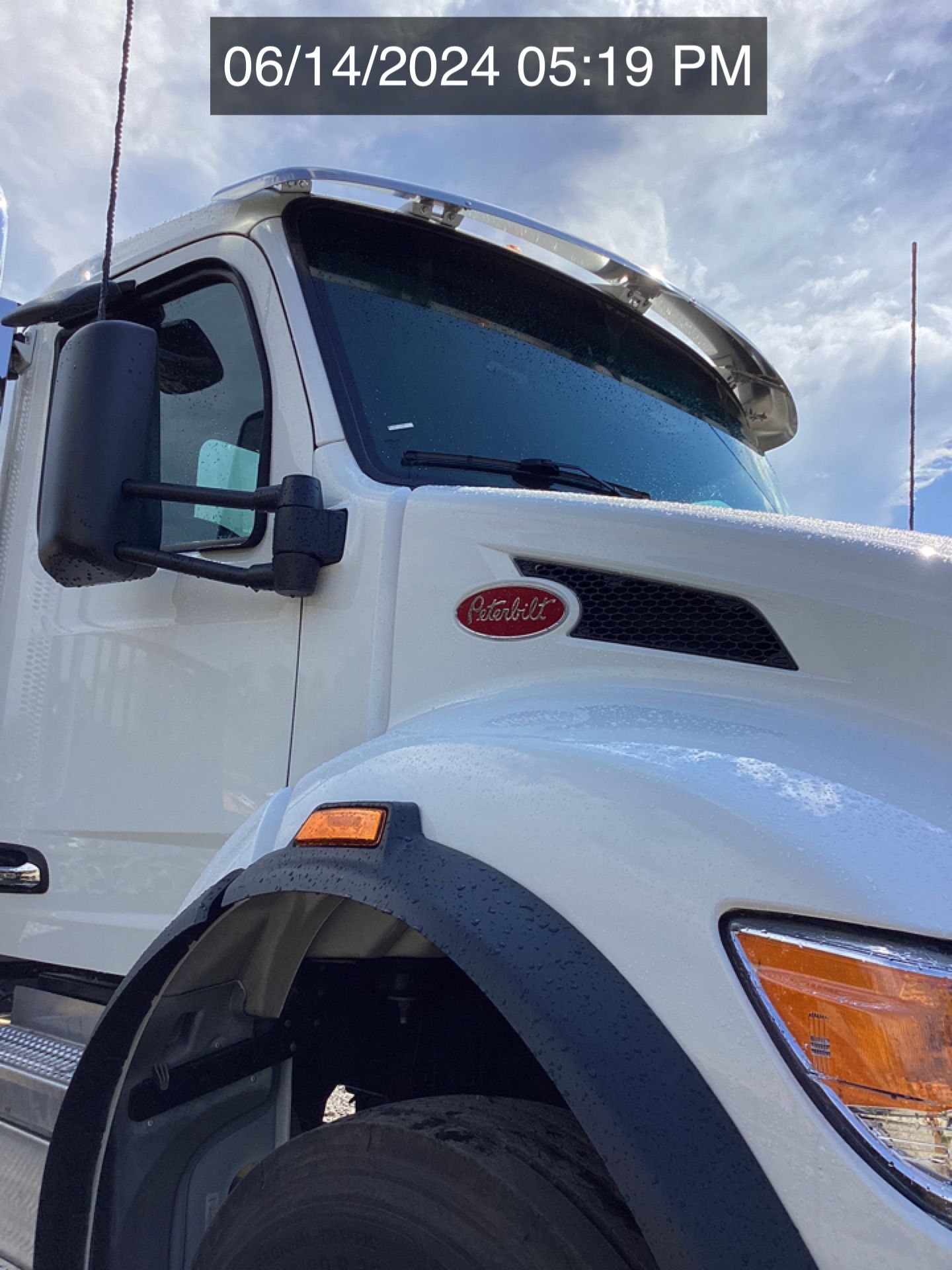 2024 PETERBILT 548 WATER Photo 2 Thumbnail