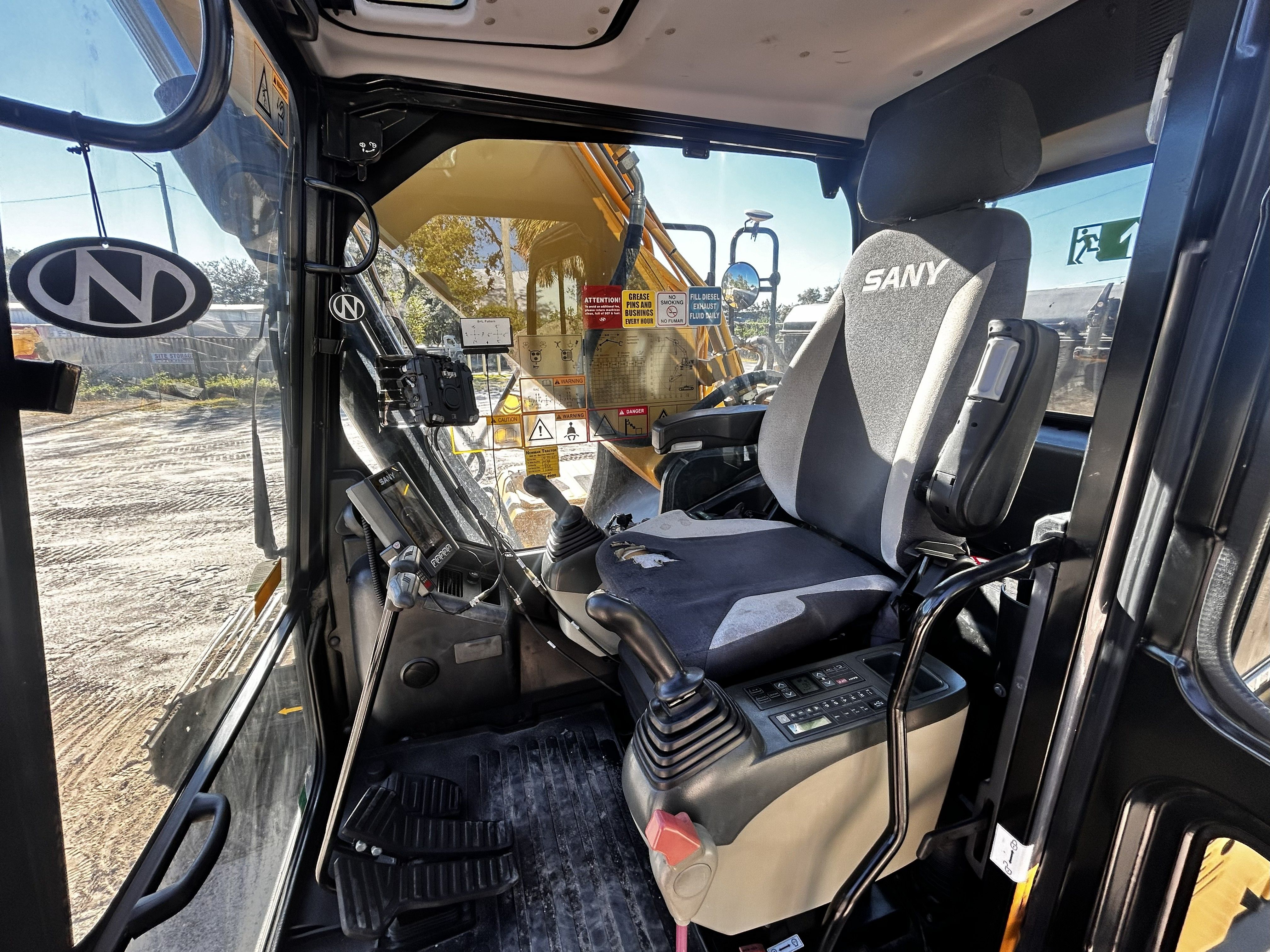 2020 SANY SY225C Photo 8 Thumbnail