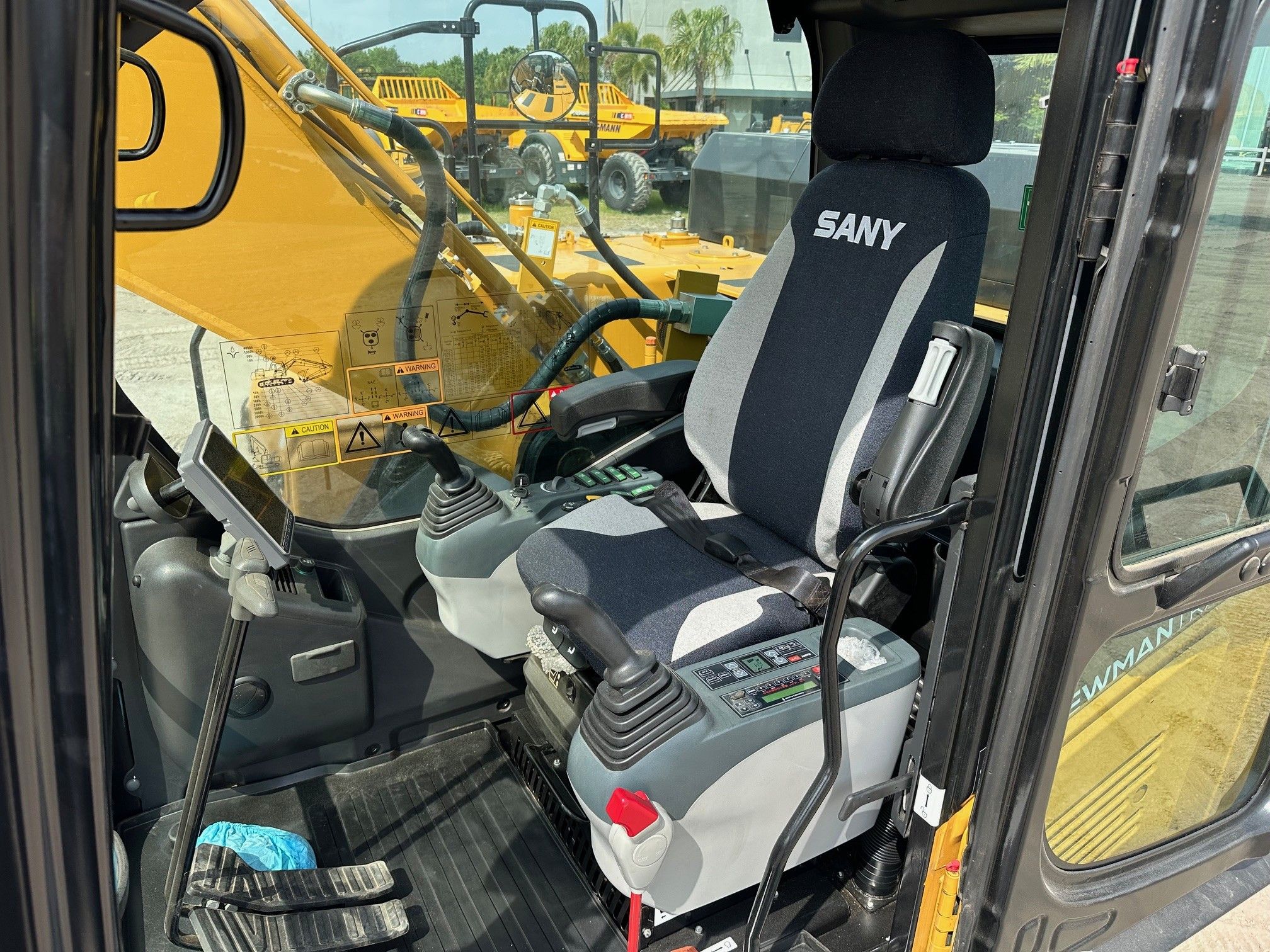 2025 SANY SY265C Photo 7 Thumbnail