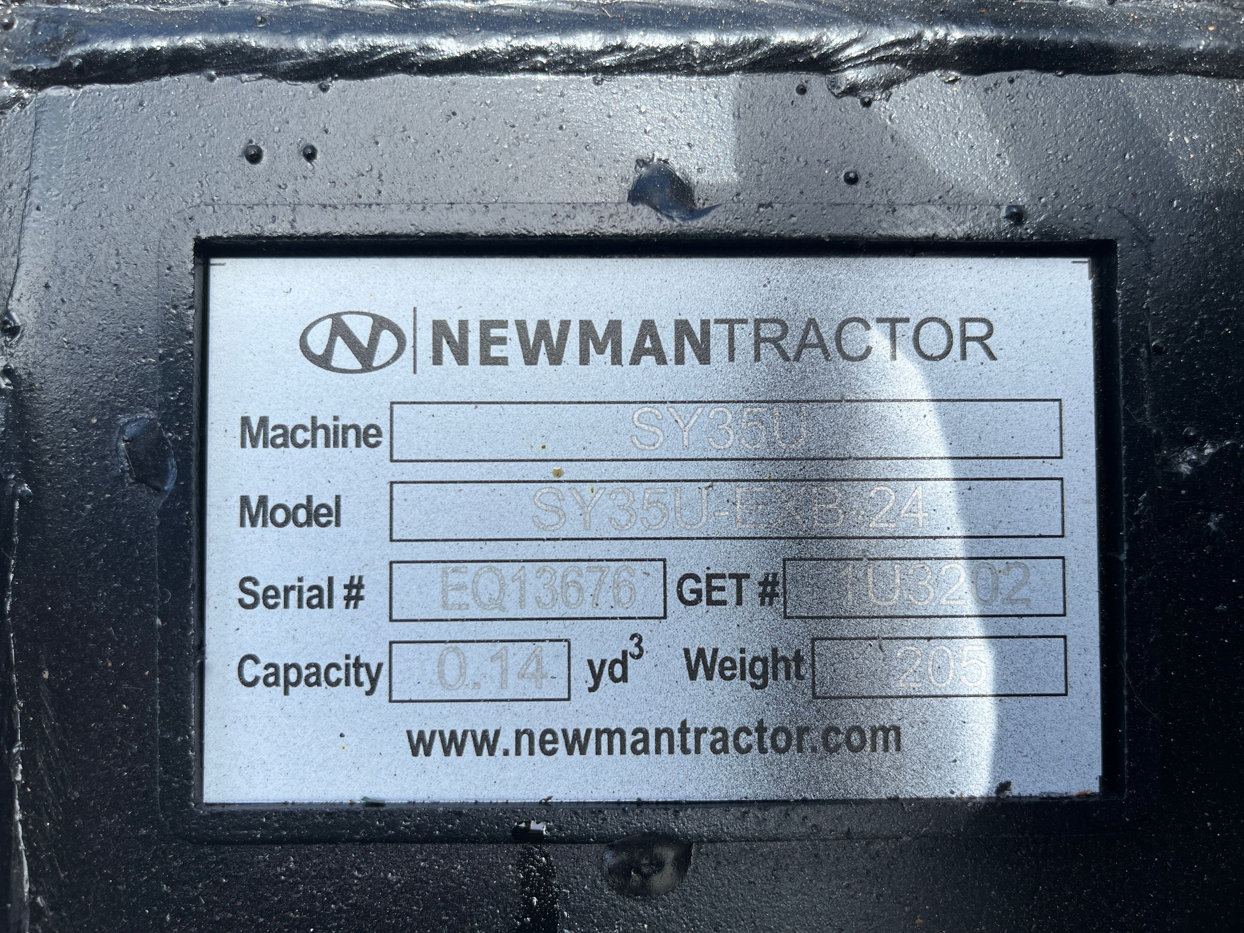 24" BUCKET FOR SY35U Photo 5 Thumbnail