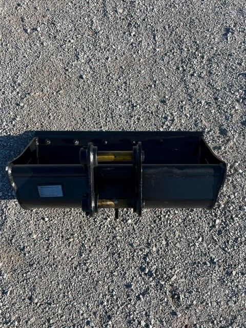 36" EXCAVATOR DITCH CLEANING BUCKET 40MM PIN Photo 5 Thumbnail