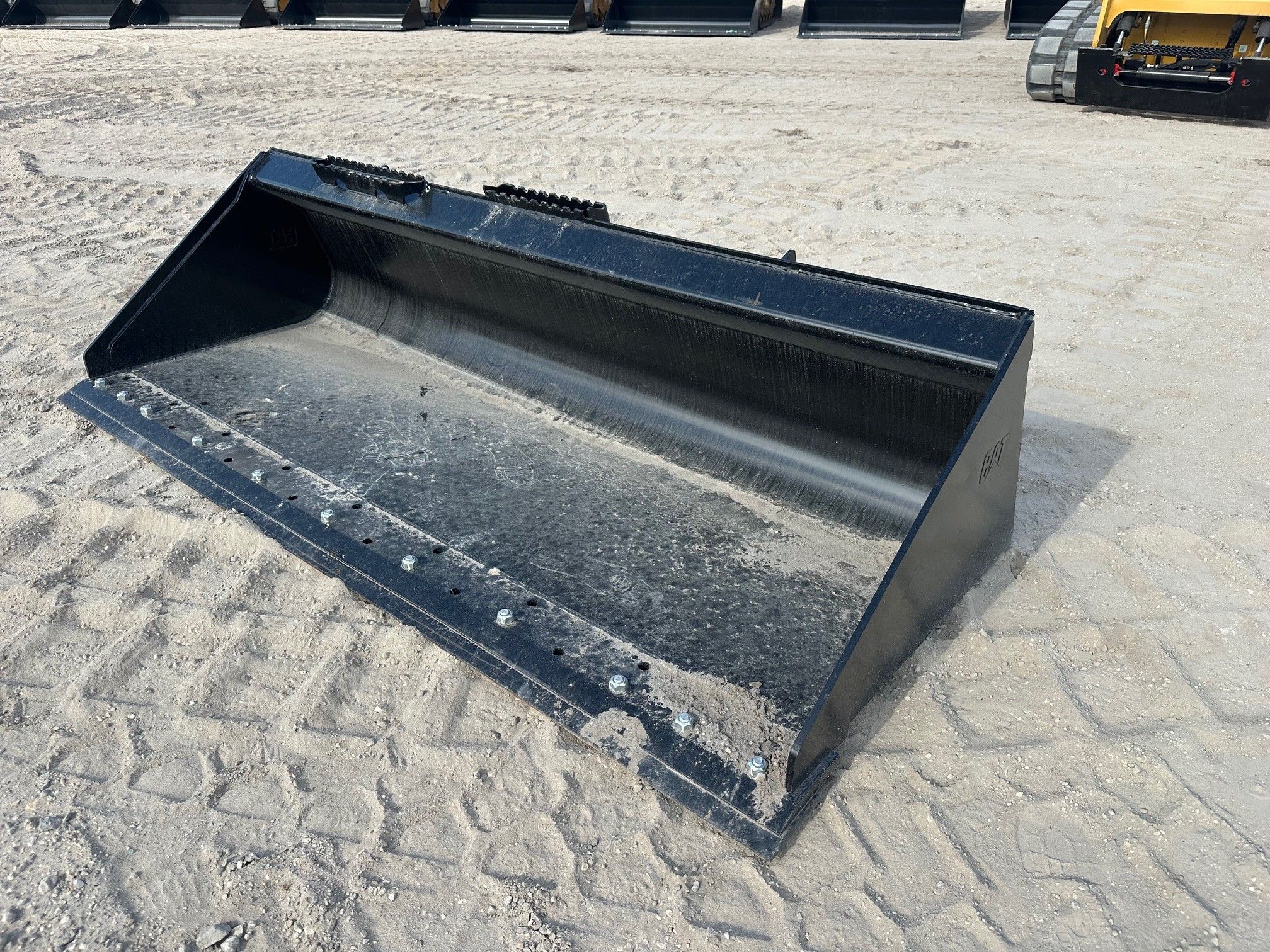 CAT 299D3 80" Skid Steer Bucket Photo 1 Thumbnail