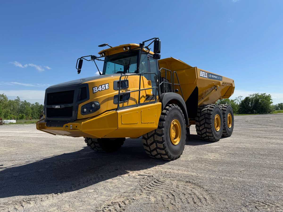 2025 BELL B45E Photo 1