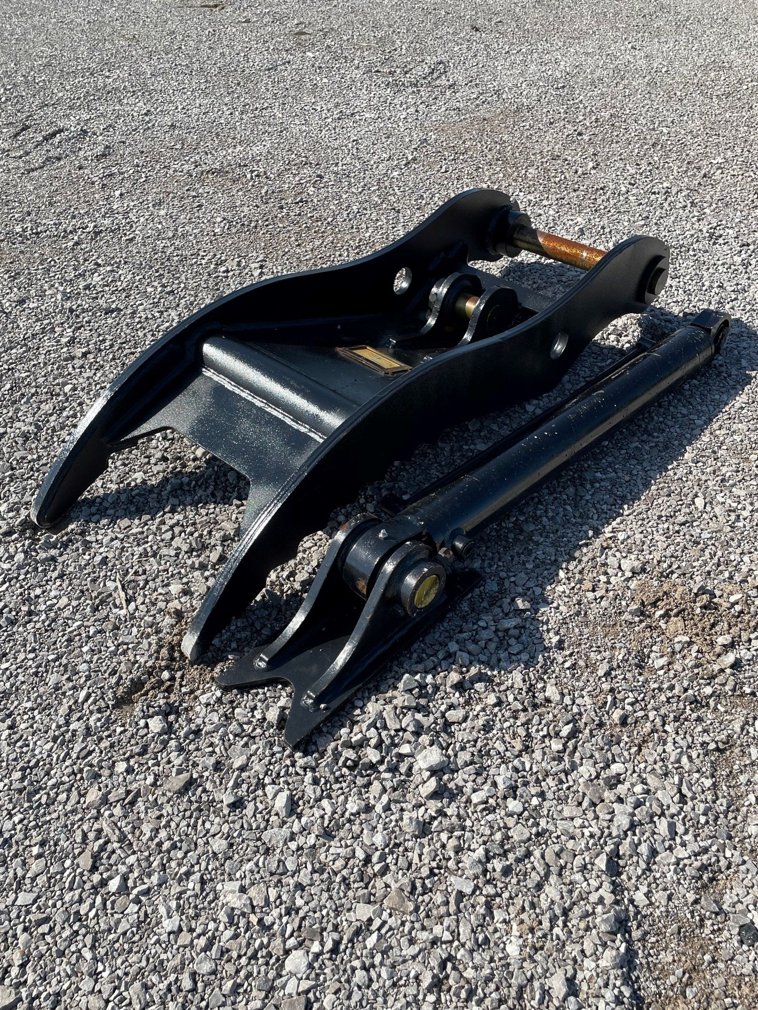 THUMB FOR SY80U (FOR USE W/ QUICK COUPLER) Photo 4 Thumbnail