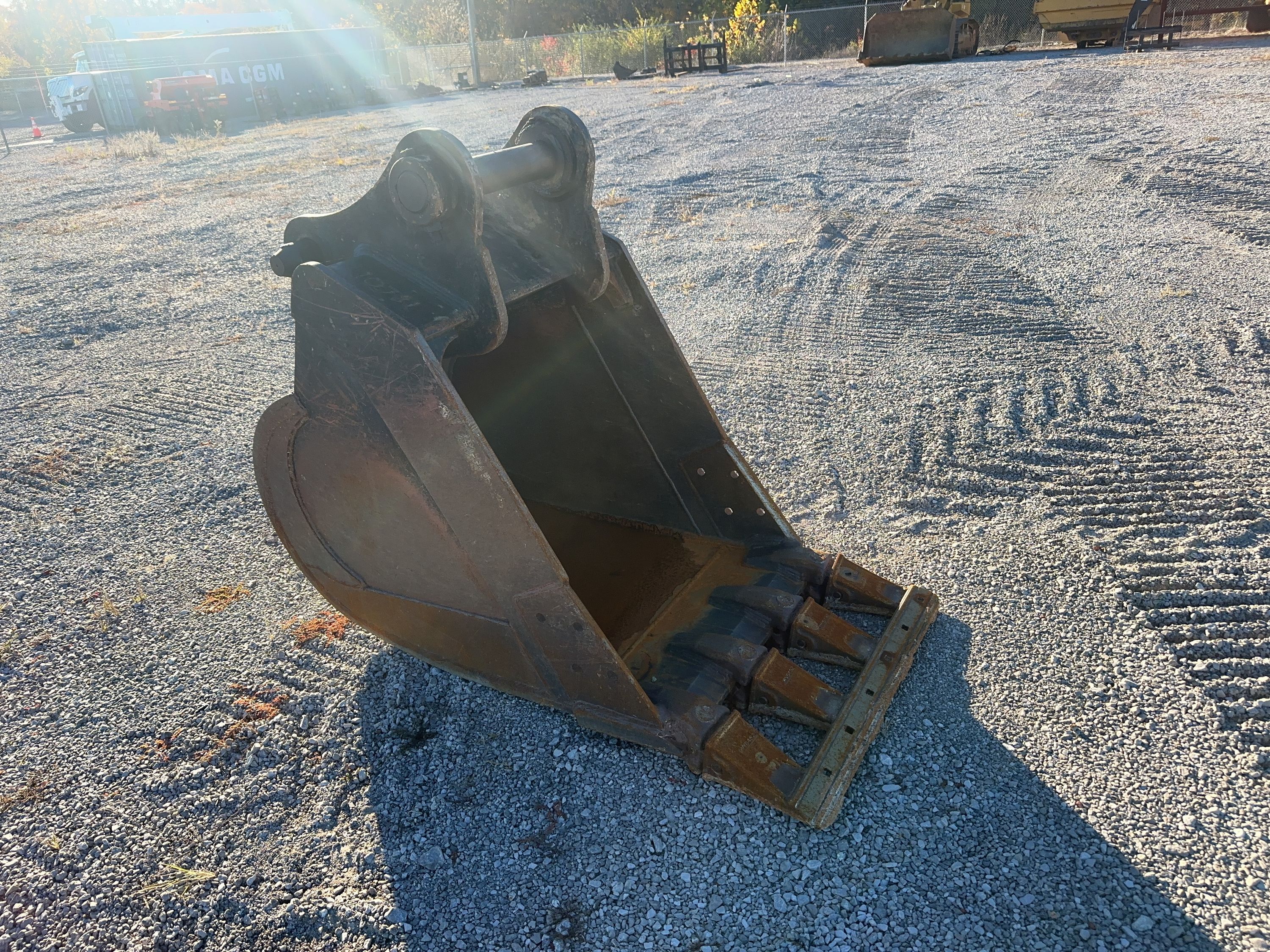 36" BUCKET FOR SY365C Photo 6 Thumbnail