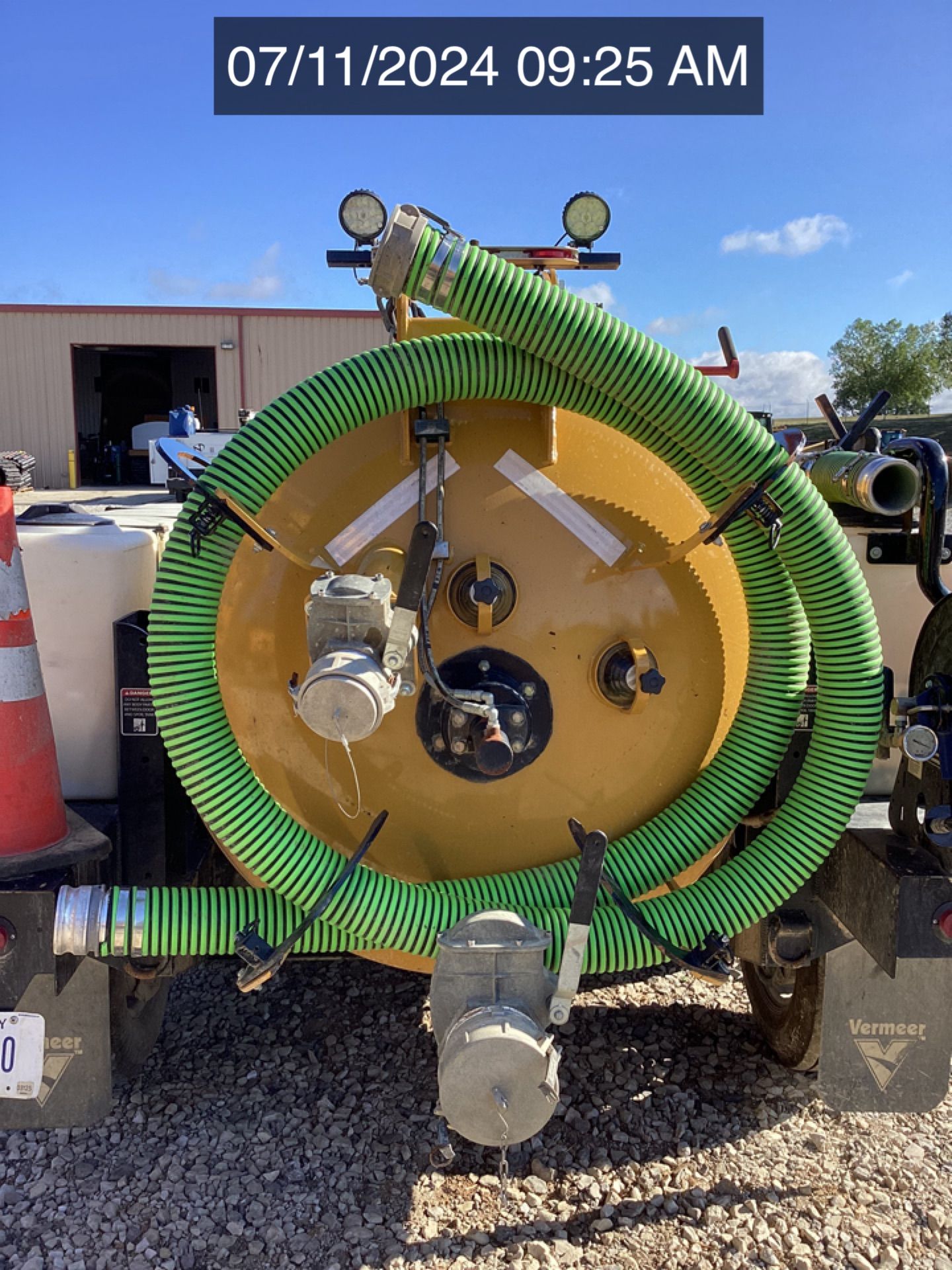 2023 VACTRON LP573XDT VACUUM w/trailer Photo 2 Thumbnail