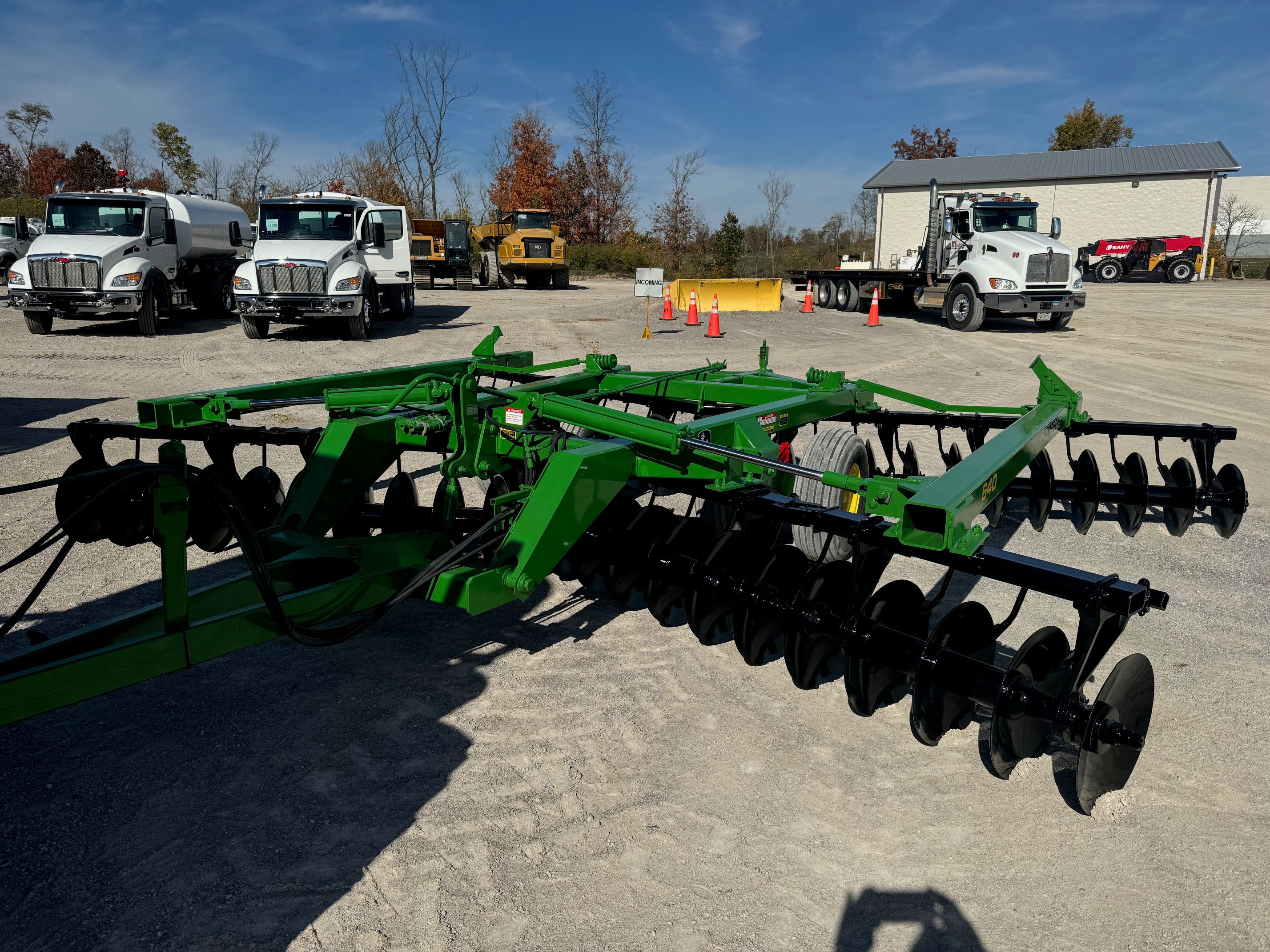 JOHN DEERE 640 DISC HARROW PLOWS & DISC Photo 5 Thumbnail