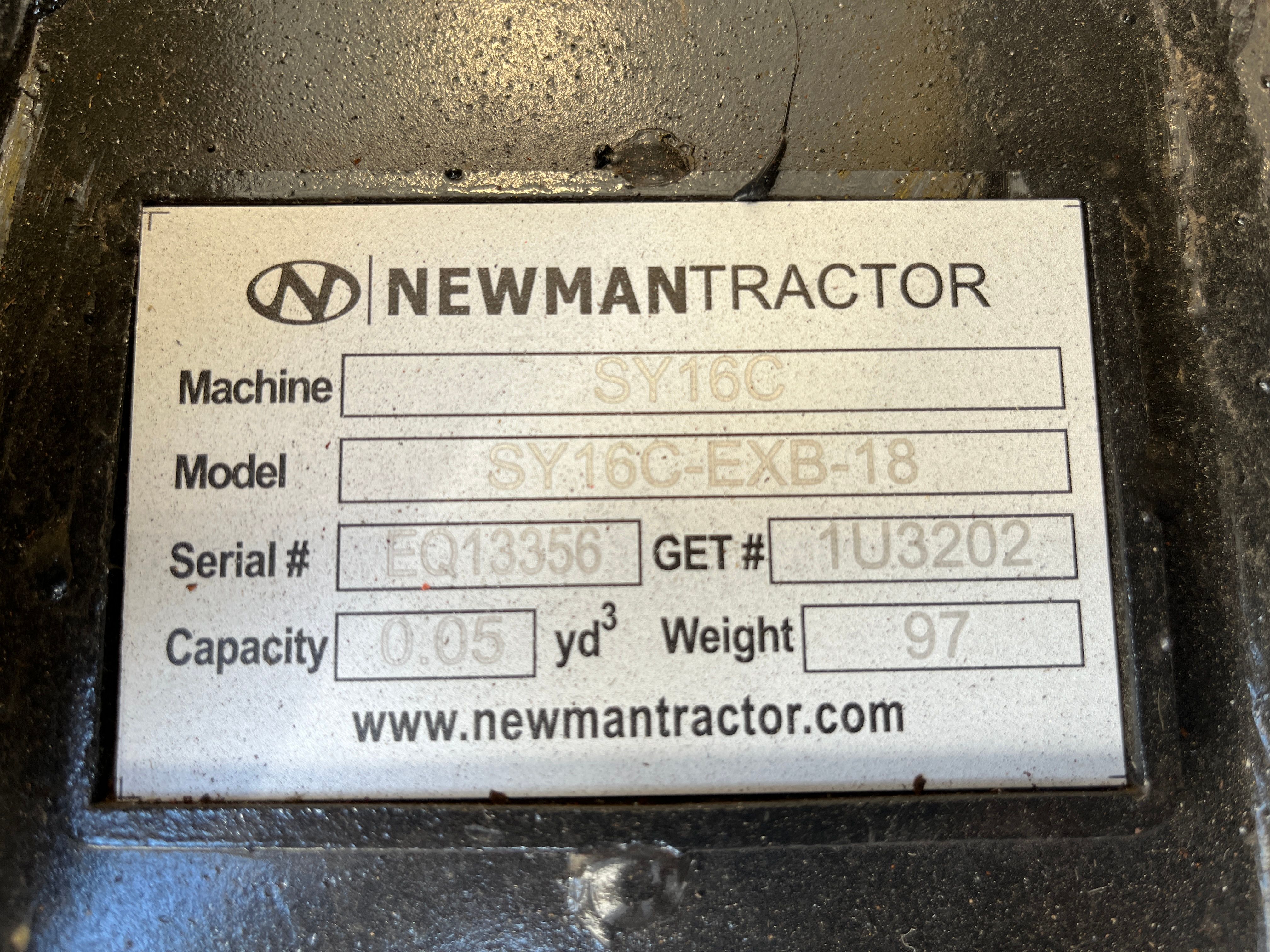 18" BUCKET FOR SY16C Photo 5 Thumbnail