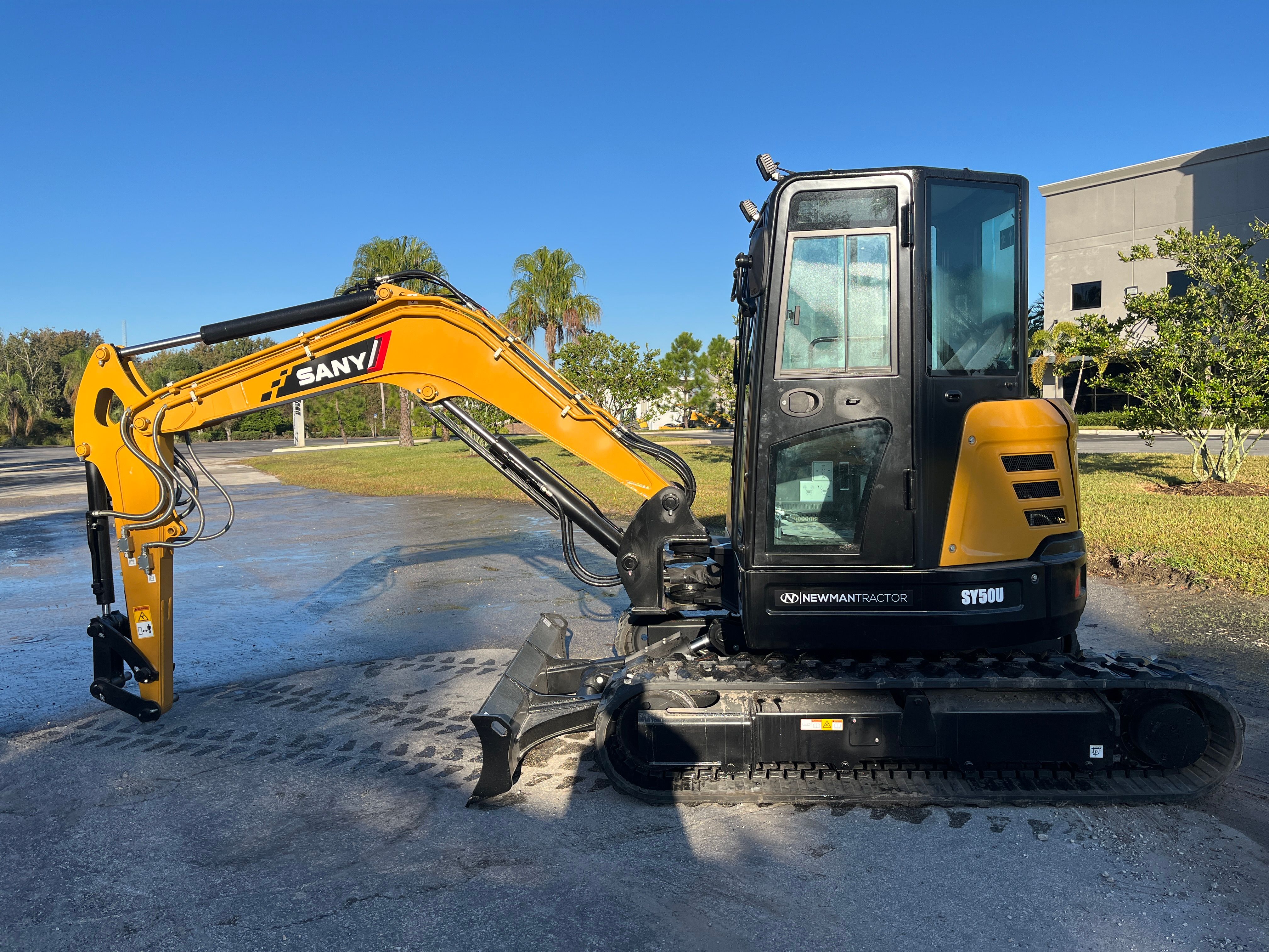 2025 SANY SY50U Photo 2 Thumbnail