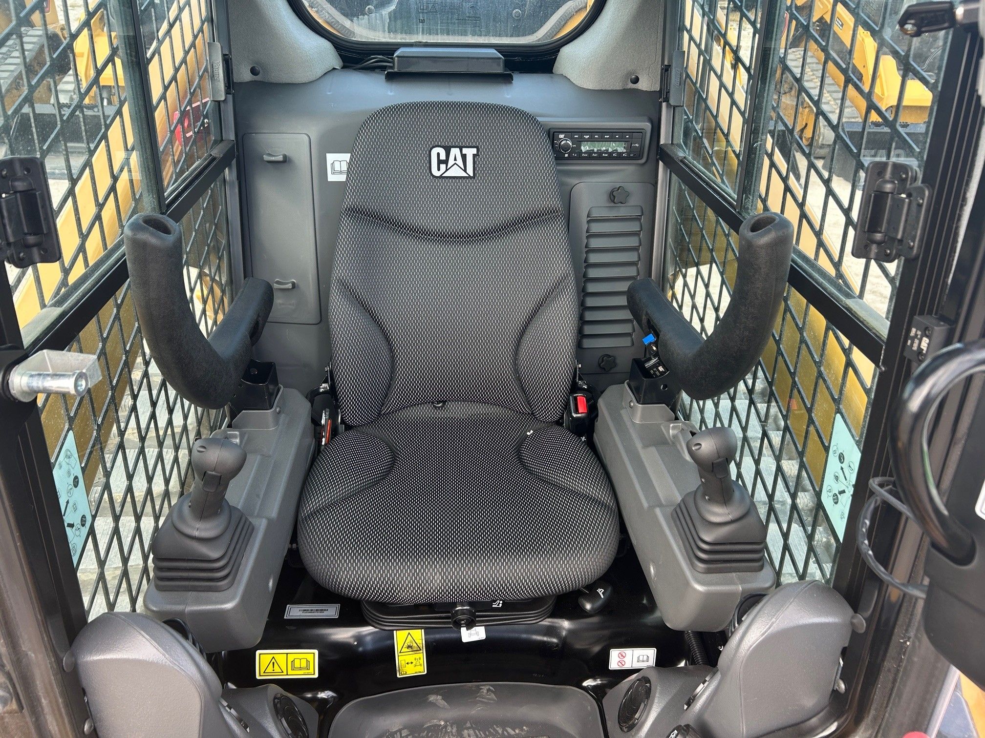2024 CAT 299D3 Photo 7 Thumbnail