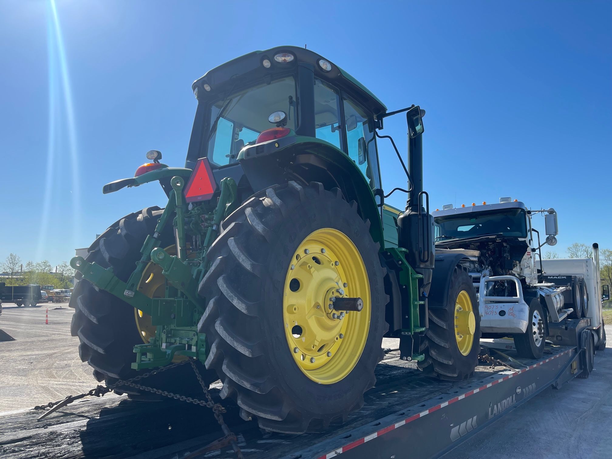 2022 JOHN DEERE 6175M Photo 3 Thumbnail