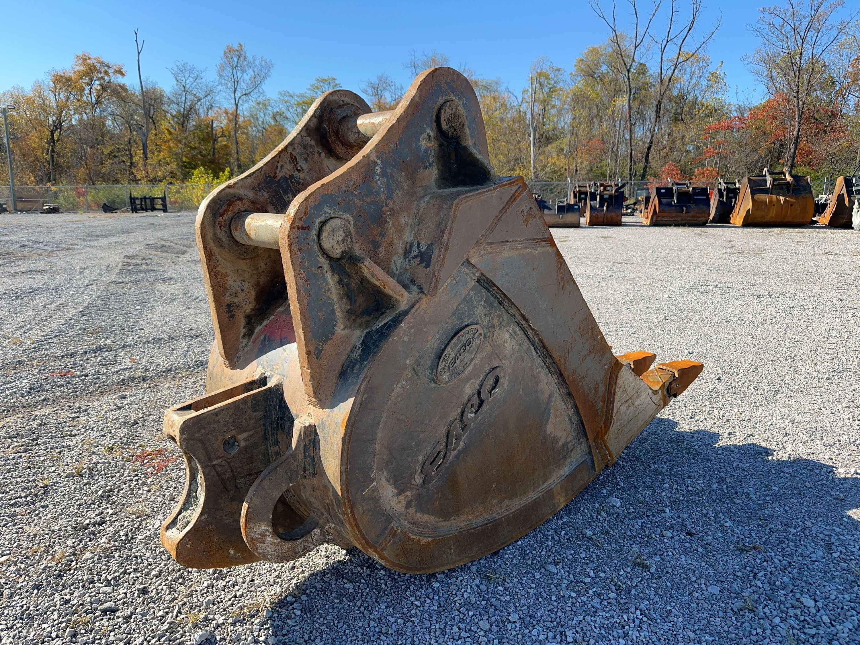 42" EXCAVATOR BUCKET W/RIPPER-SY500 Photo 4 Thumbnail