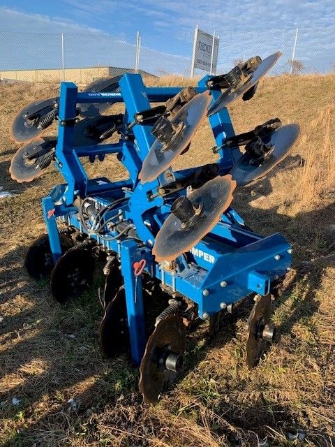 2022 BURCHLAND 12' STRAW CRIMPER Photo 4 Thumbnail