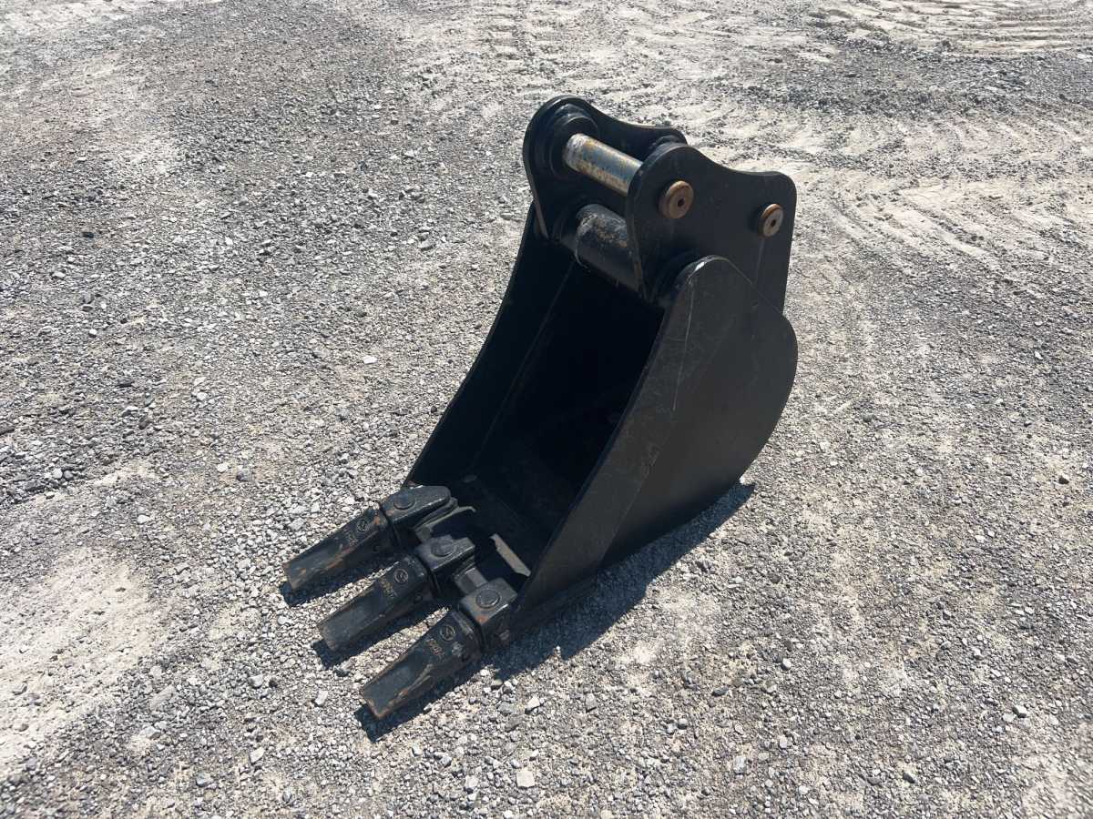 Equipment Photo - EQ3027