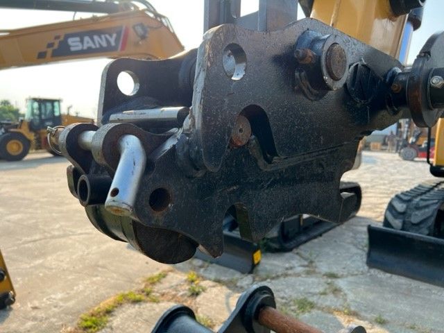 MANUAL QUICK COUPLER FOR SY80U Photo 2 Thumbnail