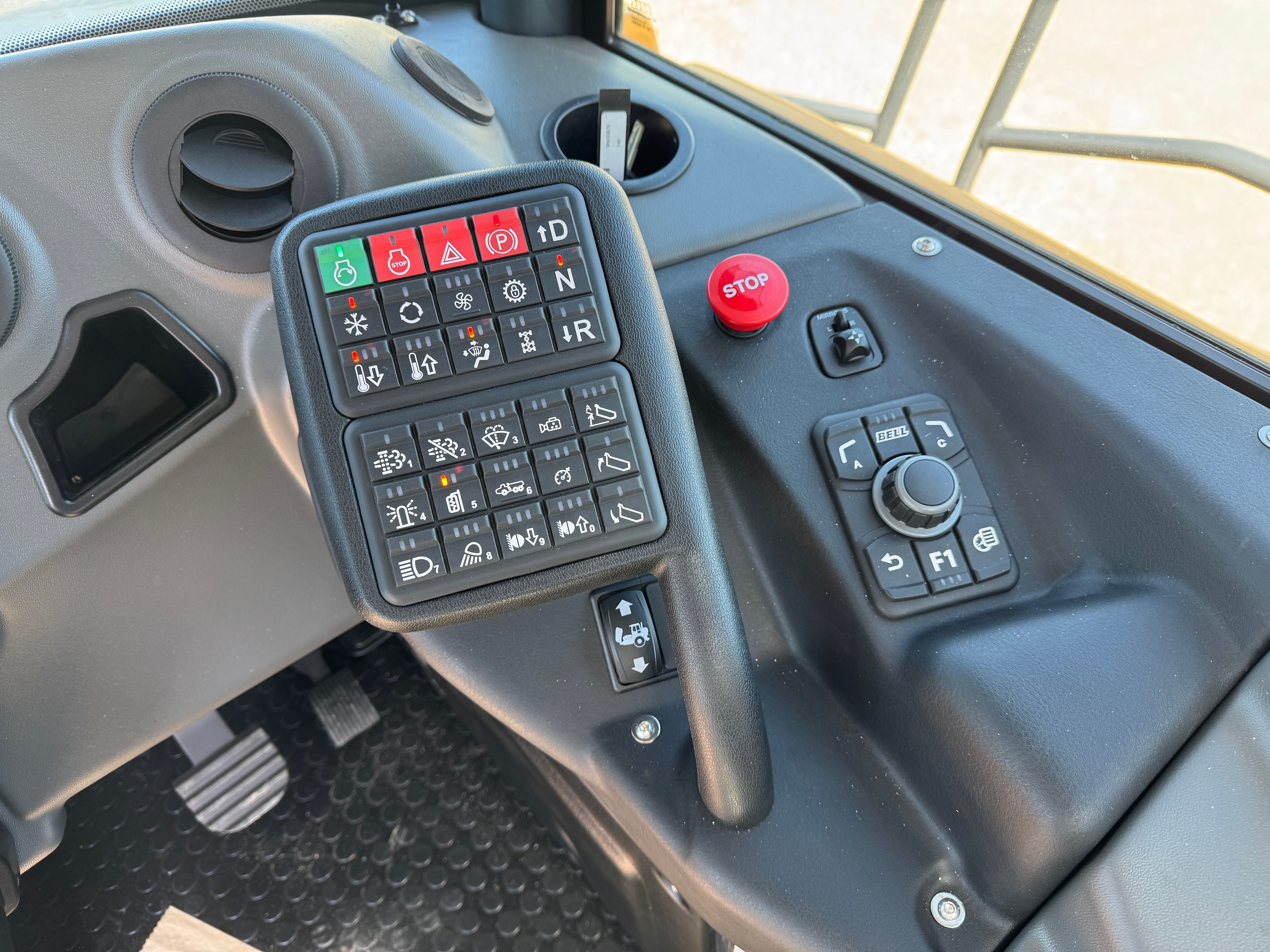 2025 BELL B45E Photo 4 Thumbnail