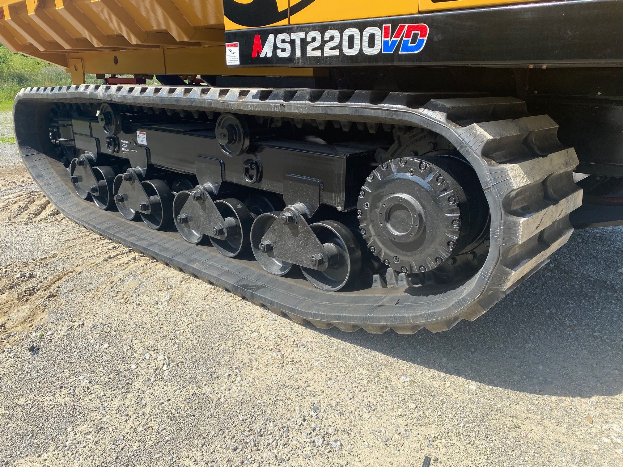 2022 MOROOKA MST 2200VD Photo 7 Thumbnail