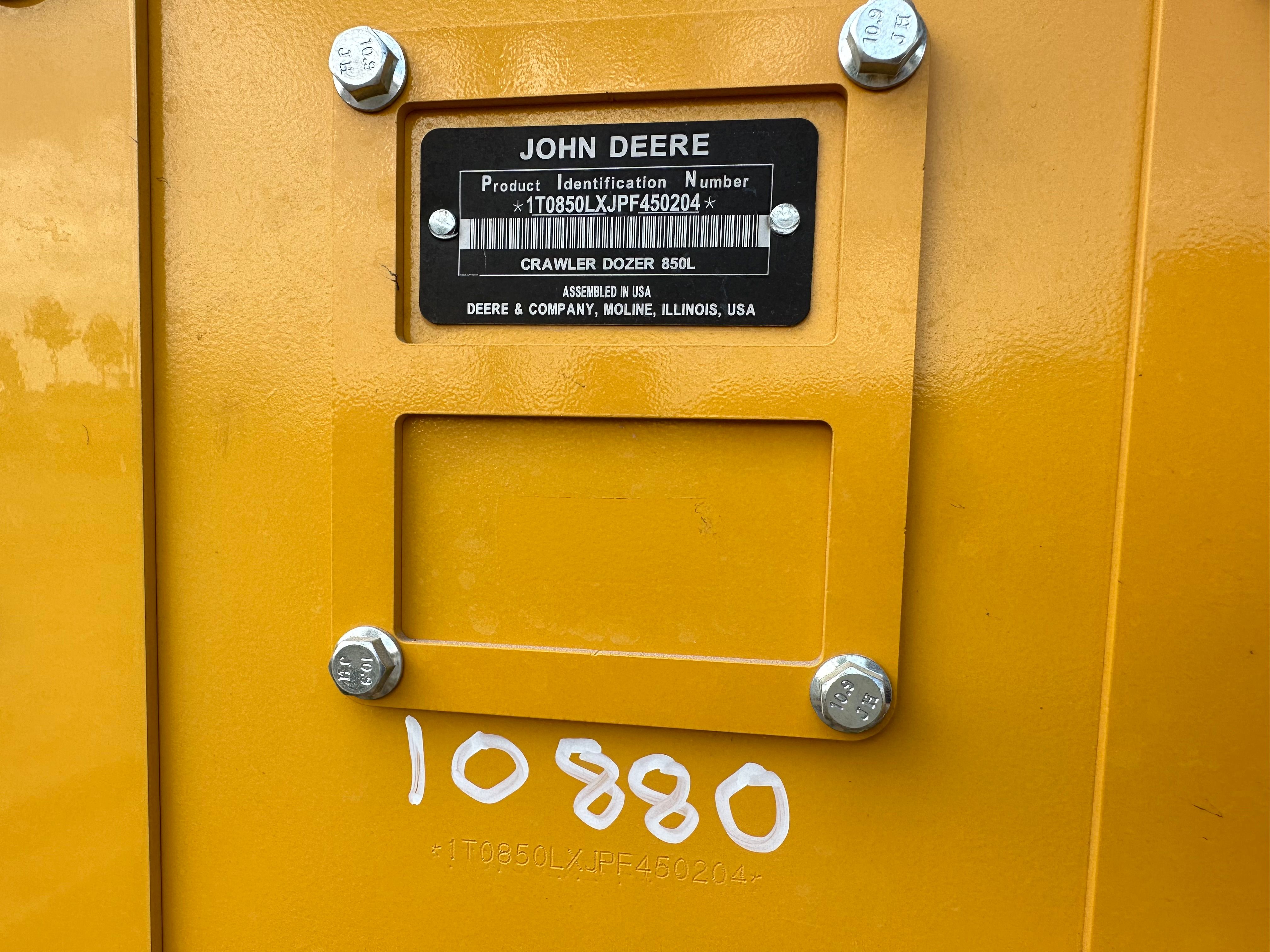 2023 JOHN DEERE 850L WLT Photo 18 Thumbnail