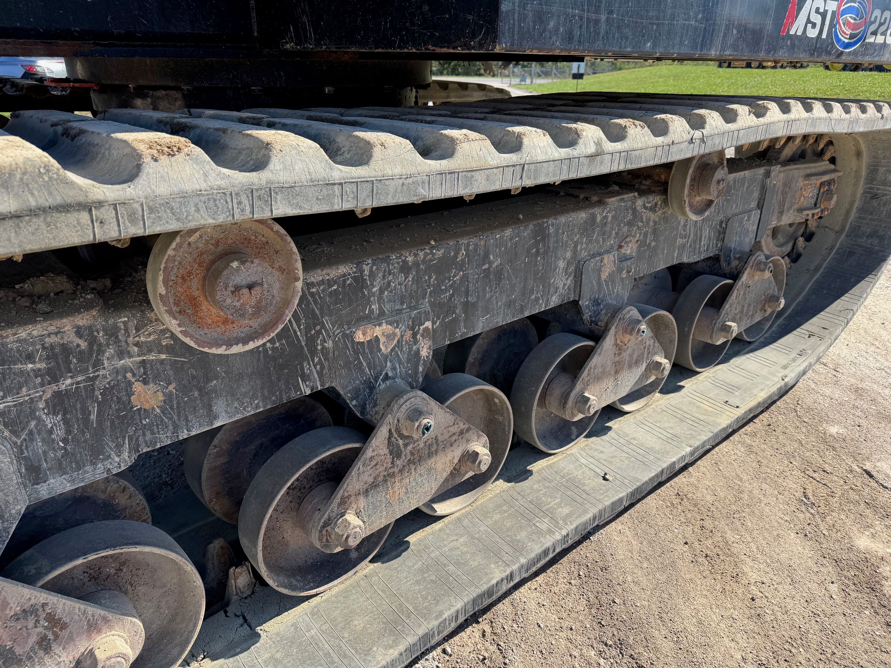 2022 MOROOKA MST 2200VDR Photo 6 Thumbnail