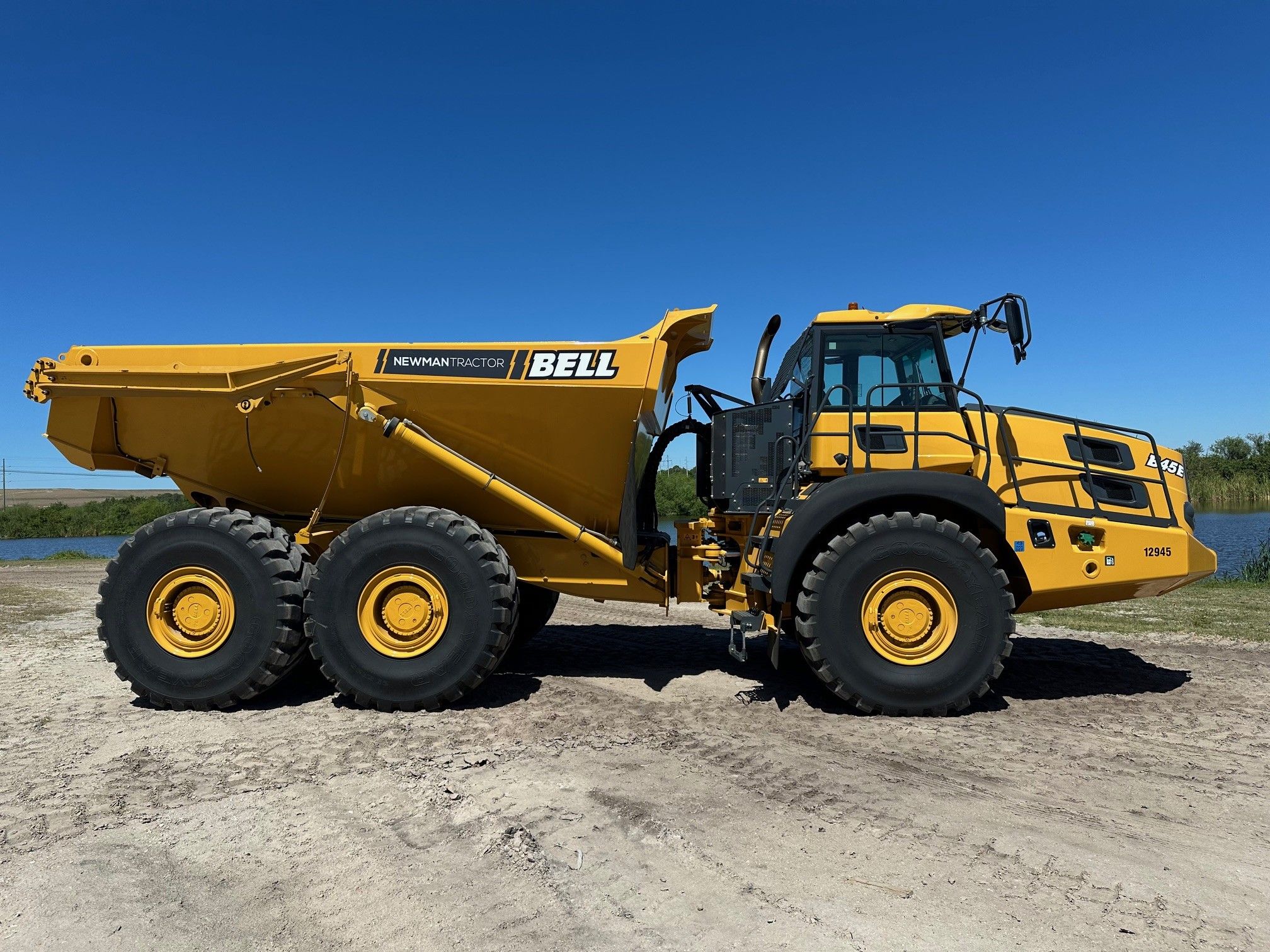 2025 BELL B45E Photo 5 Thumbnail