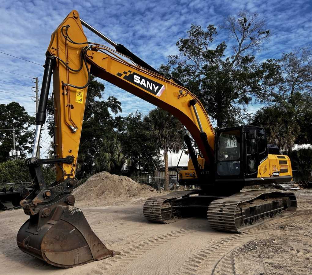 2023 SANY SANY SY265C EXCAVATOR Photo 1