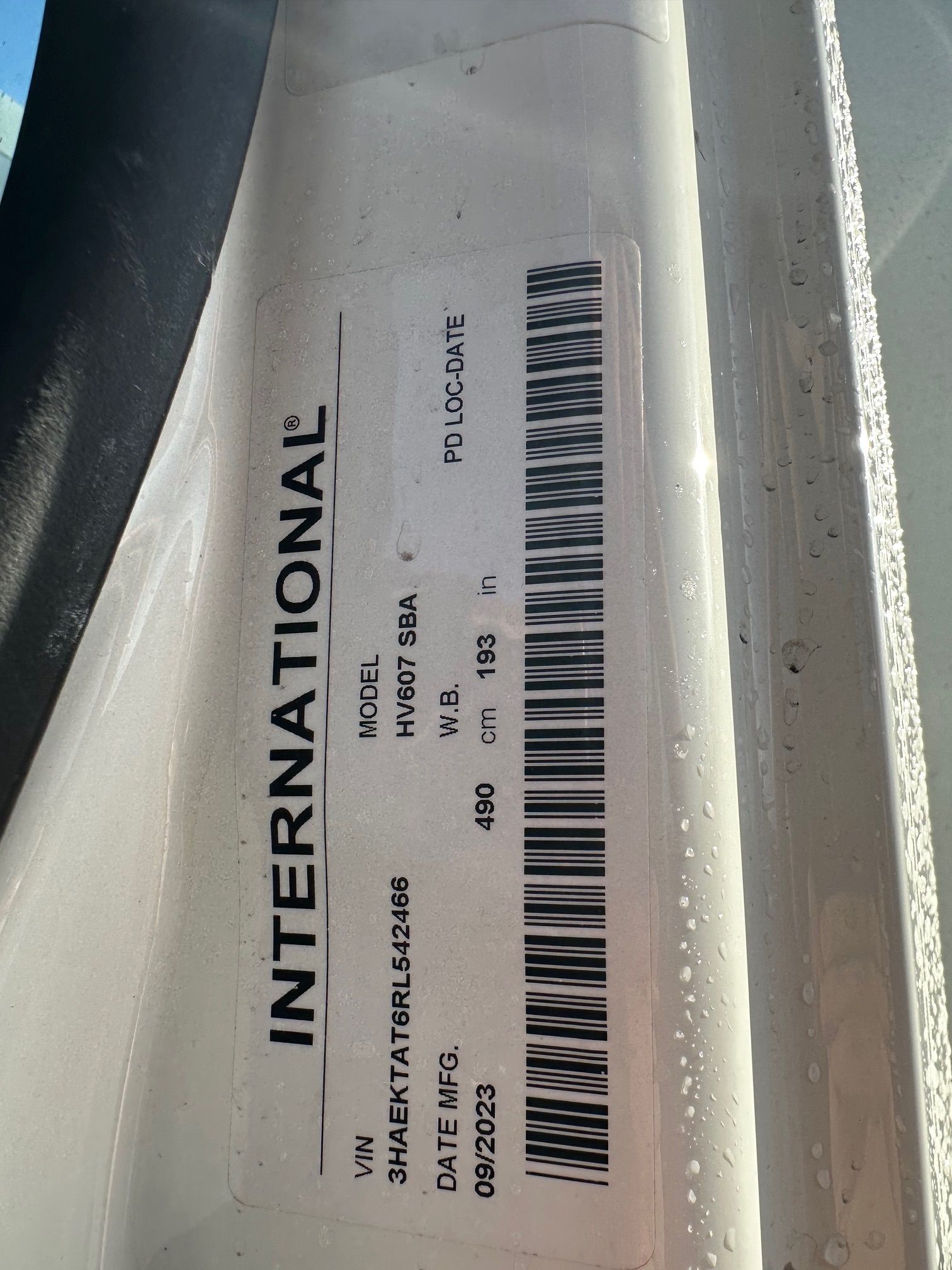 2024 INTERNATIONAL HV607 Photo 8 Thumbnail