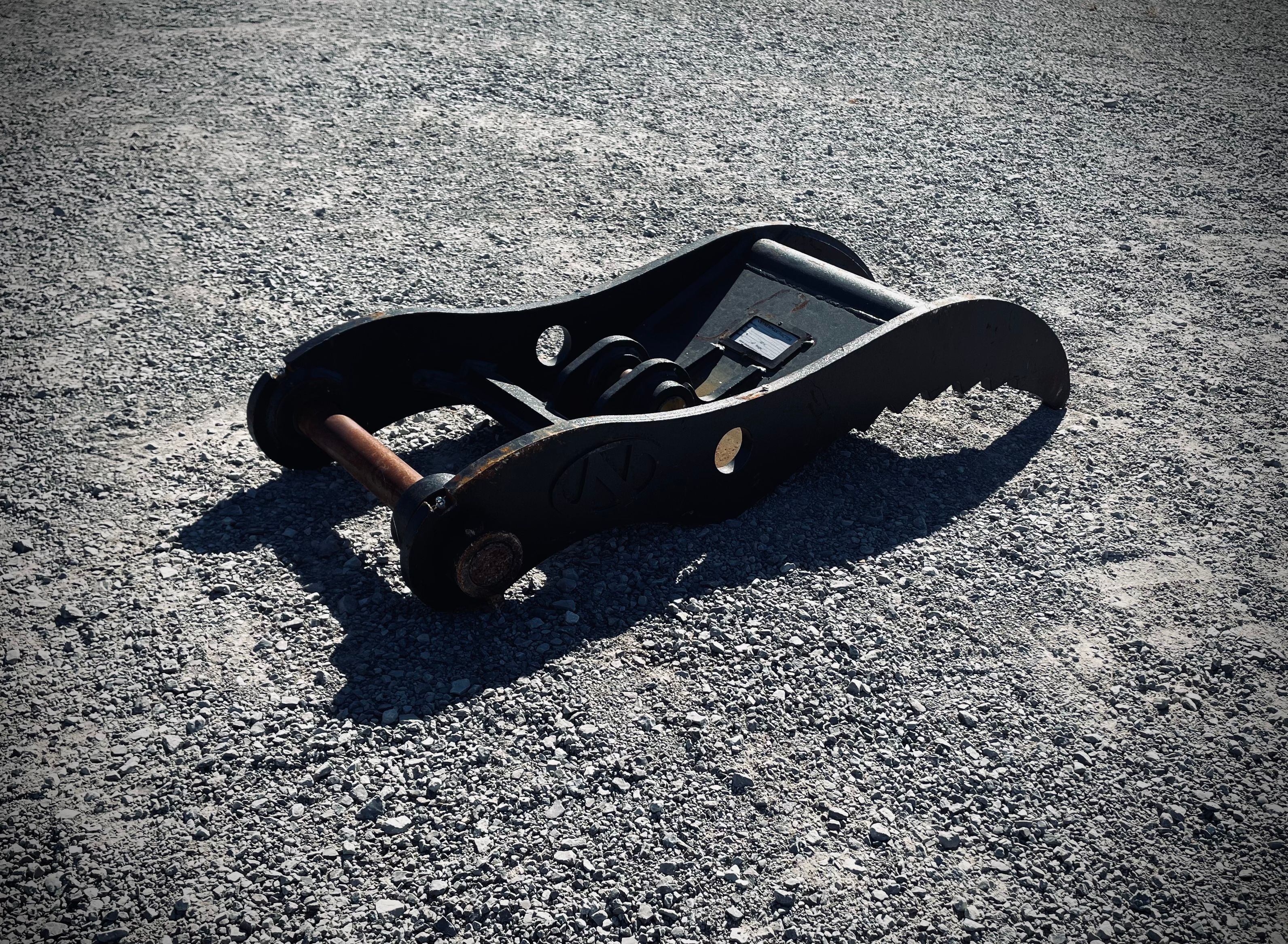 THUMB FOR SY80U (NO QUICK COUPLER) Photo 3 Thumbnail