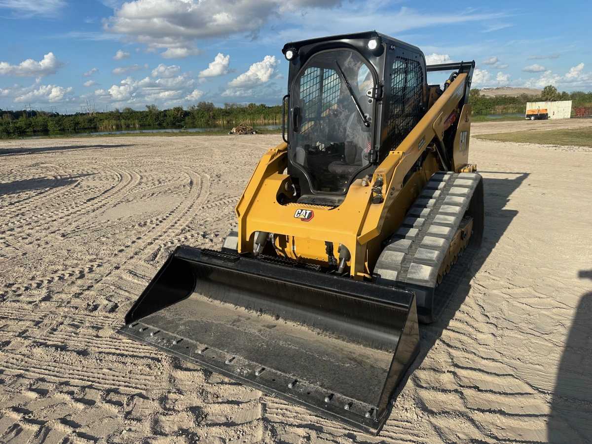 2024 CAT 299D3 Photo 1