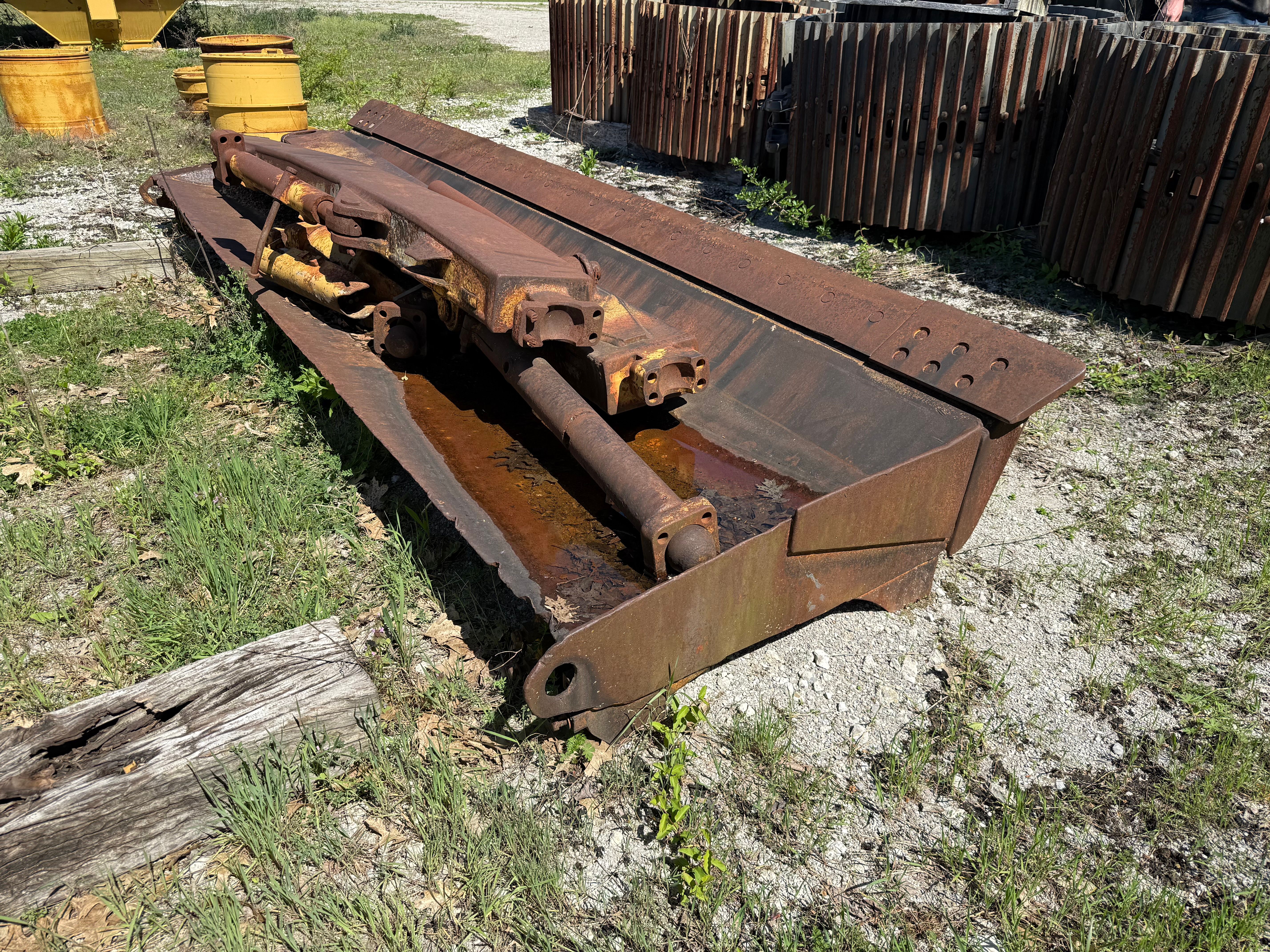 12' 11" DOZER BLADE FOR CAT D6T LGP Photo 3 Thumbnail