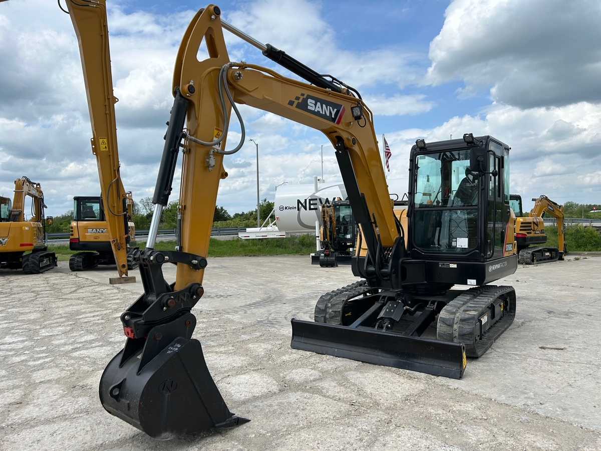 2023 SANY SANY SY60C EXCAVATOR Photo 1