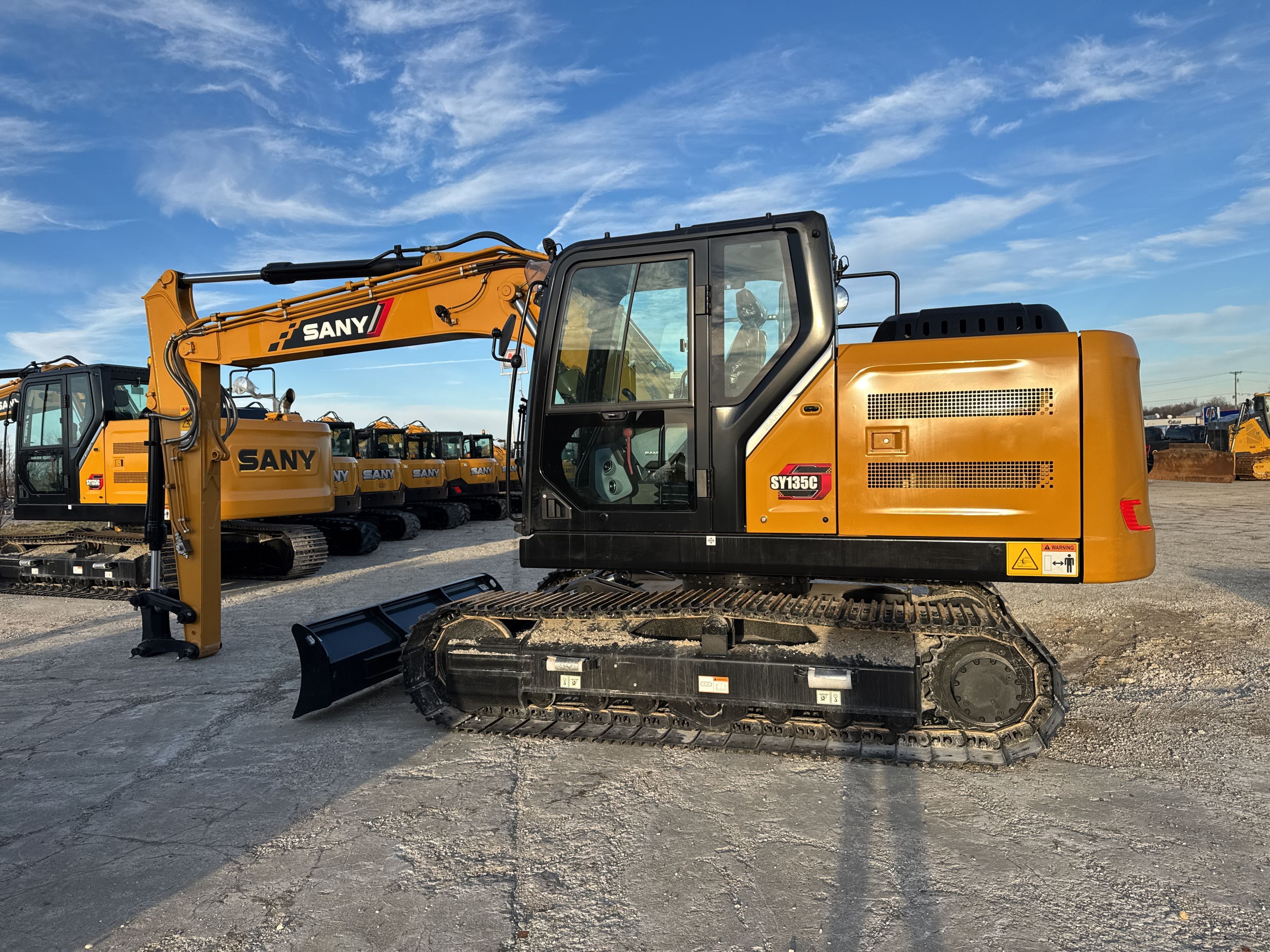 2025 SANY SY135C Photo 2 Thumbnail