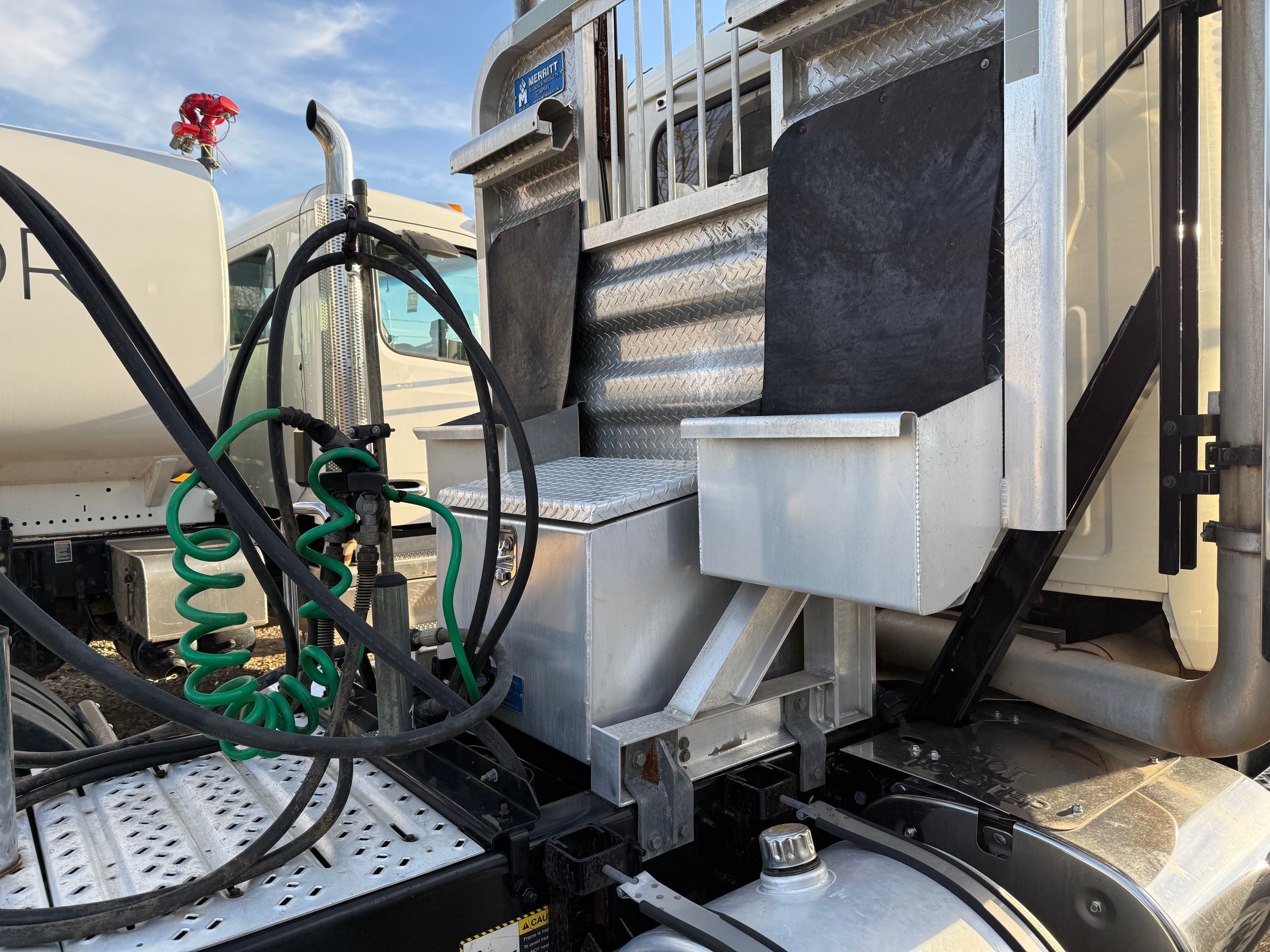 2016 MACK CHU613 Photo 5 Thumbnail