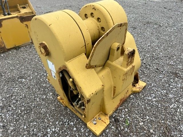 WINCH FOR 850J WLT Photo 2 Thumbnail