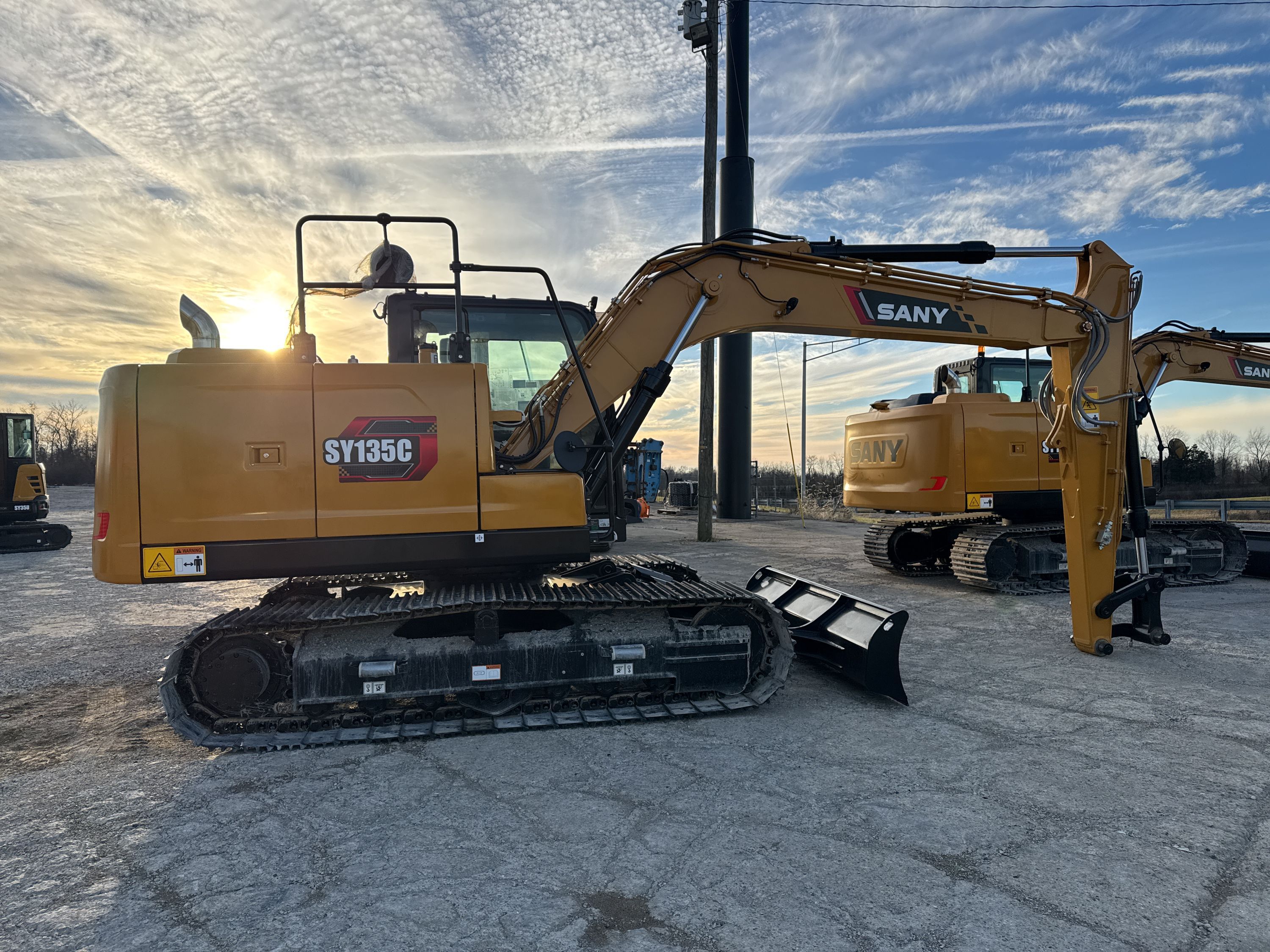 2025 SANY SY135C Photo 6 Thumbnail