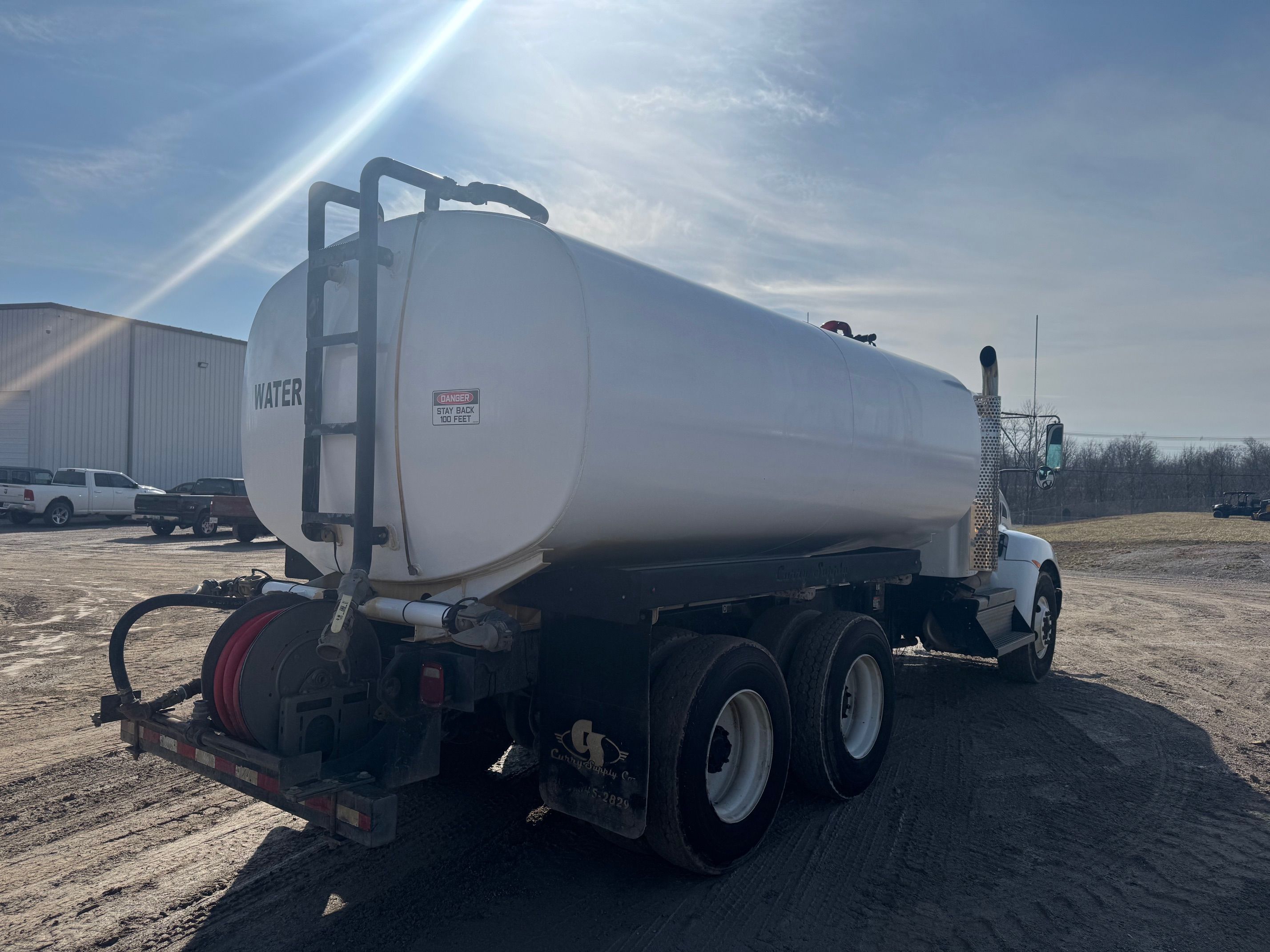 2020 KENWORTH T370 WATER Photo 3 Thumbnail