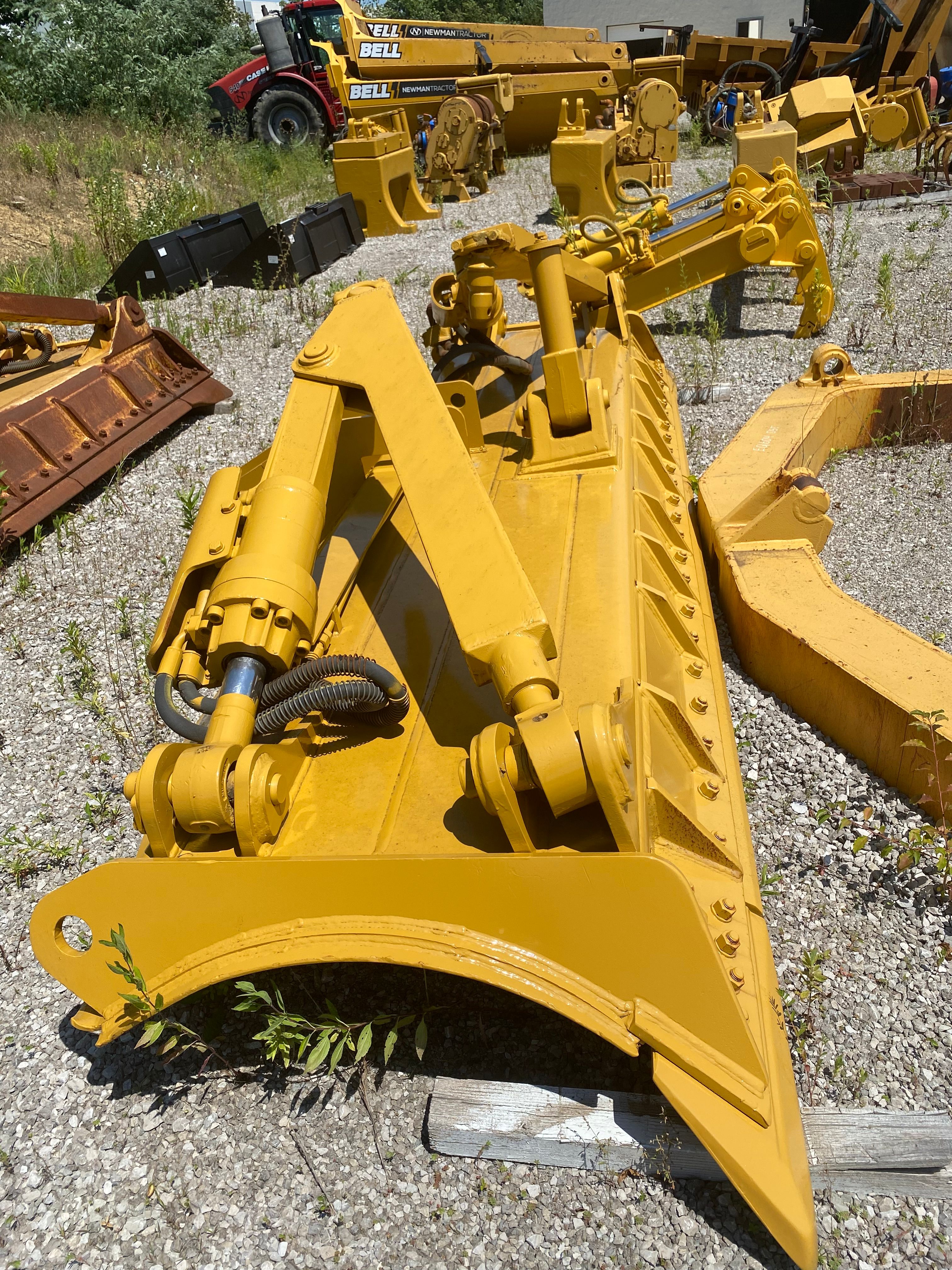 USED ANGLE BLADE W/ C FRAME FOR CAT D7E Photo 4 Thumbnail