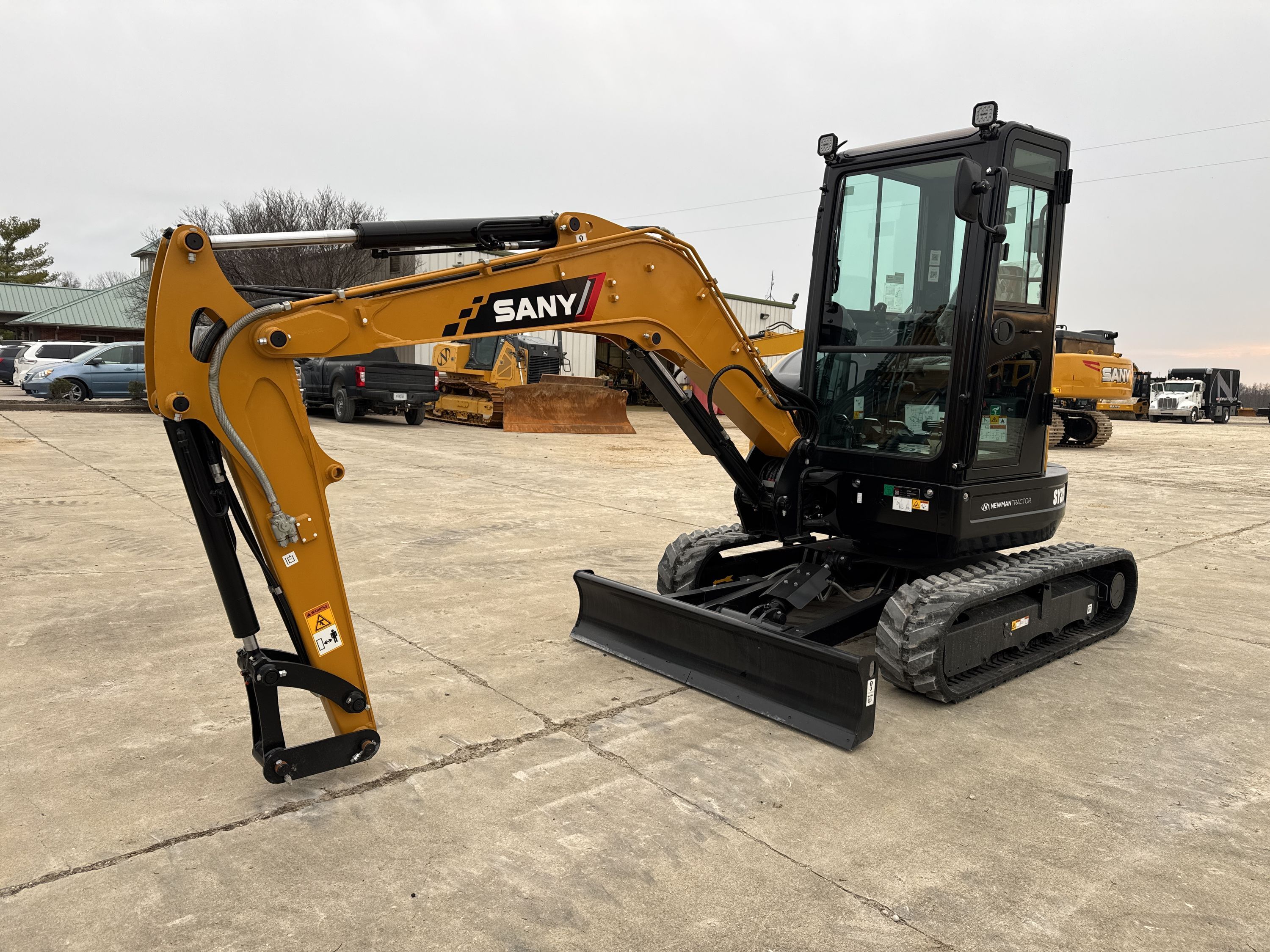 2025 SANY SANY SY35U EXCAVATOR (CABIN) W/ ANGLE BLADE Photo 1