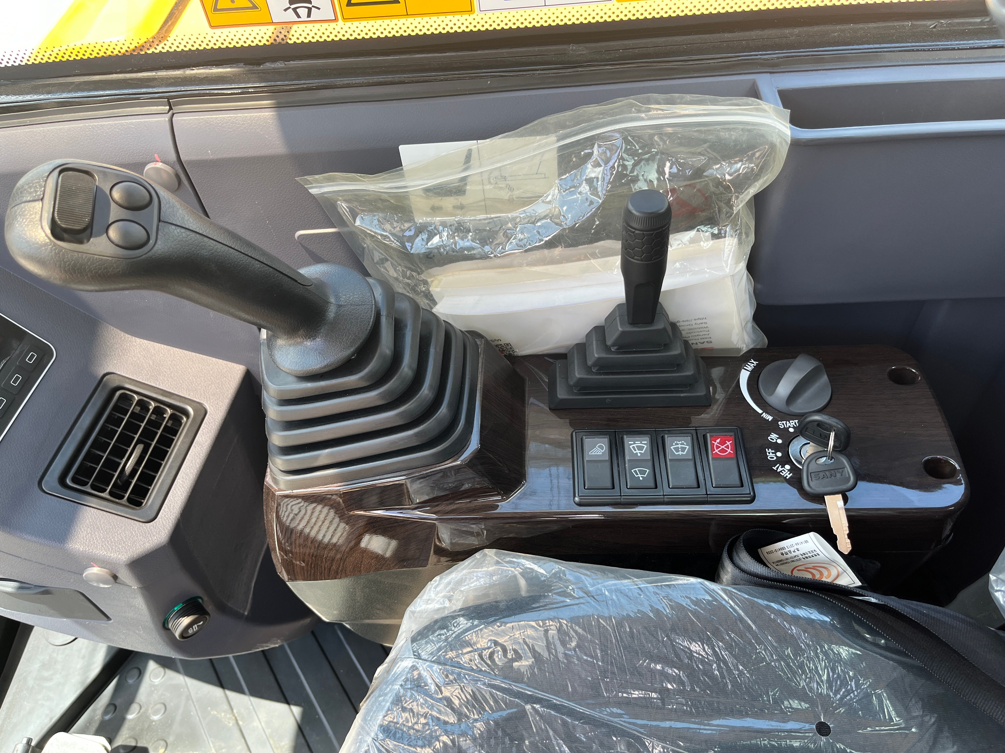 2025 SANY SY60C Photo 9 Thumbnail