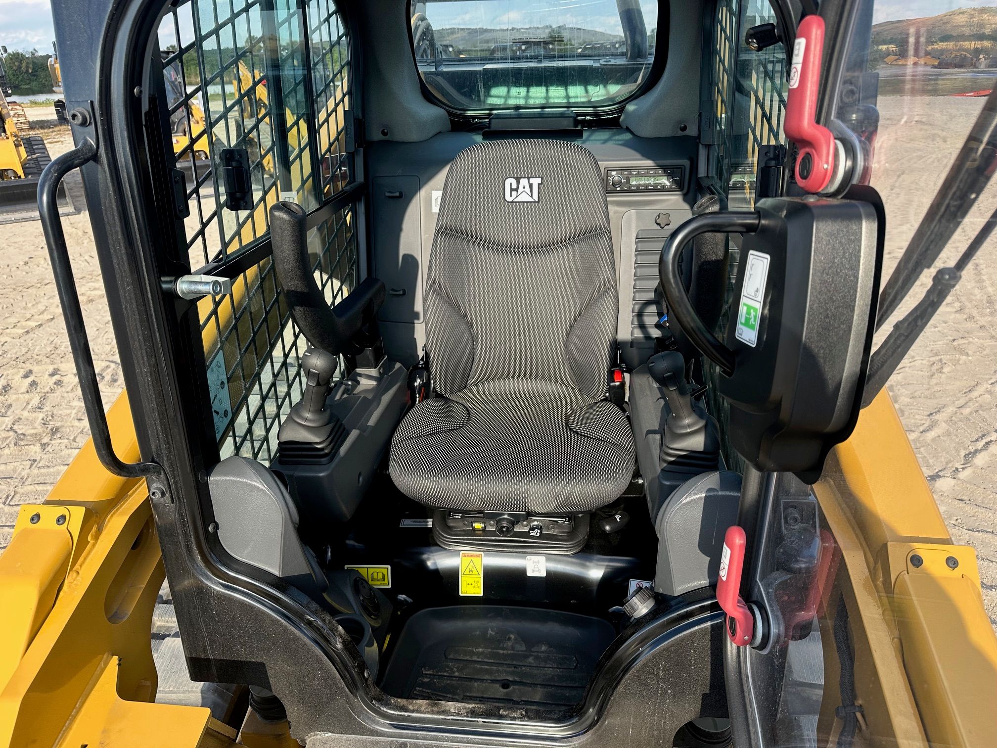 2024 CAT 299D3 Photo 7 Thumbnail