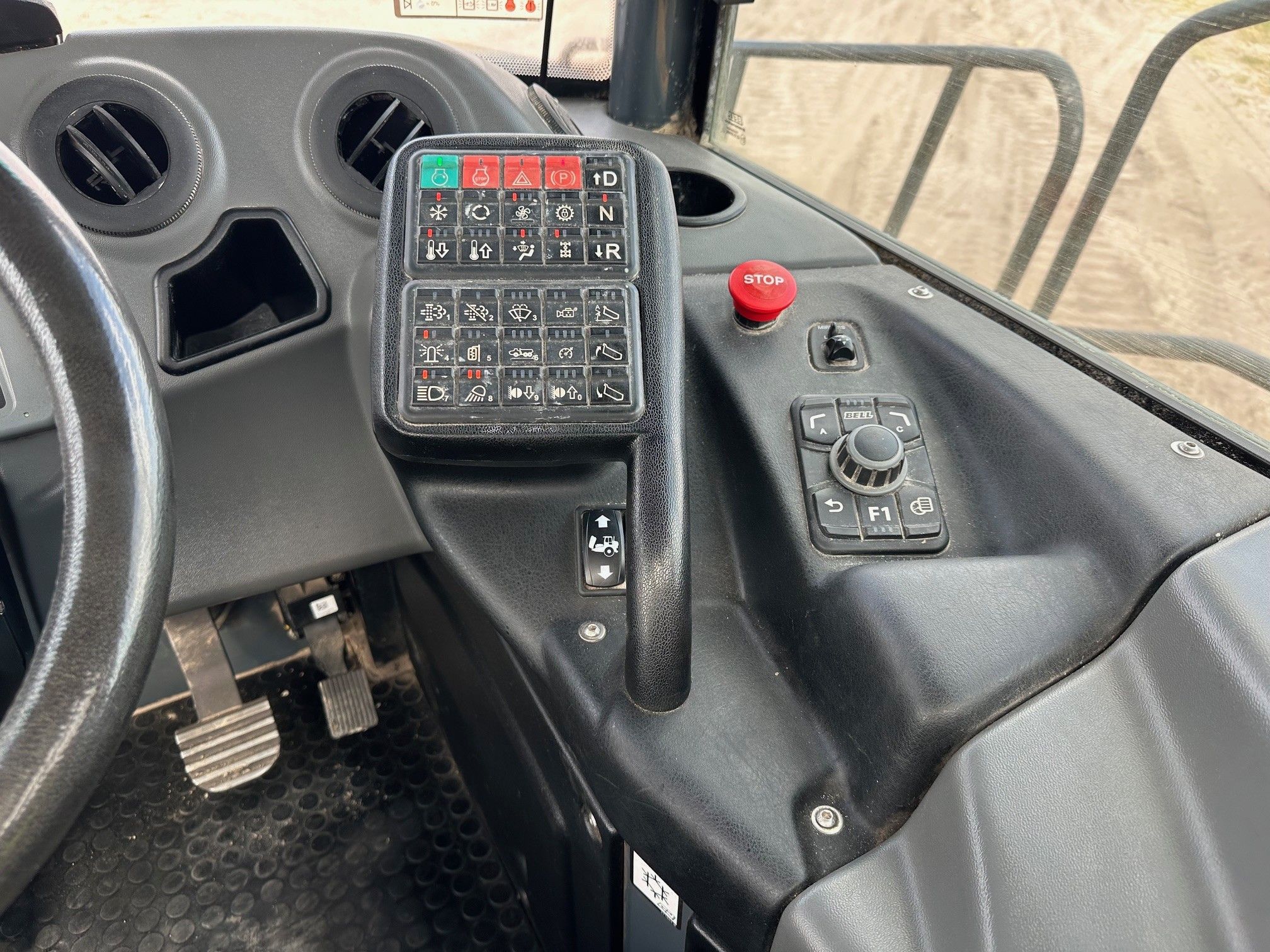 2022 BELL B50E Photo 9 Thumbnail