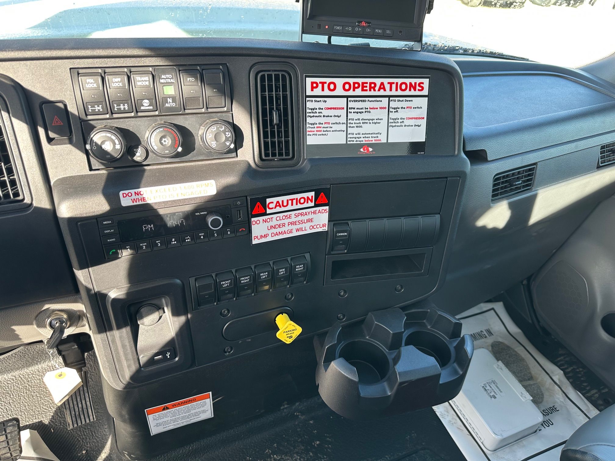 2024 INTERNATIONAL HV607 Photo 11 Thumbnail