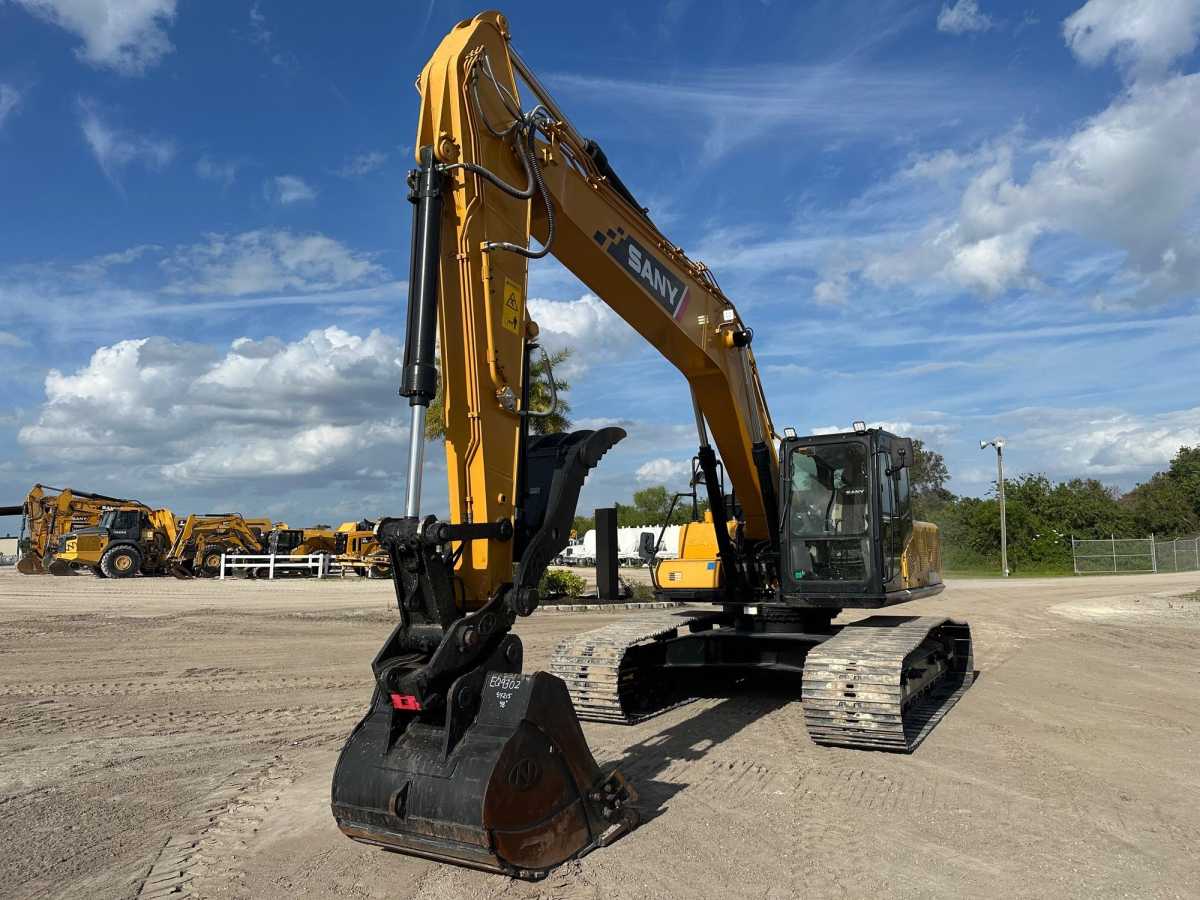 2022 SANY SY225C Photo 1