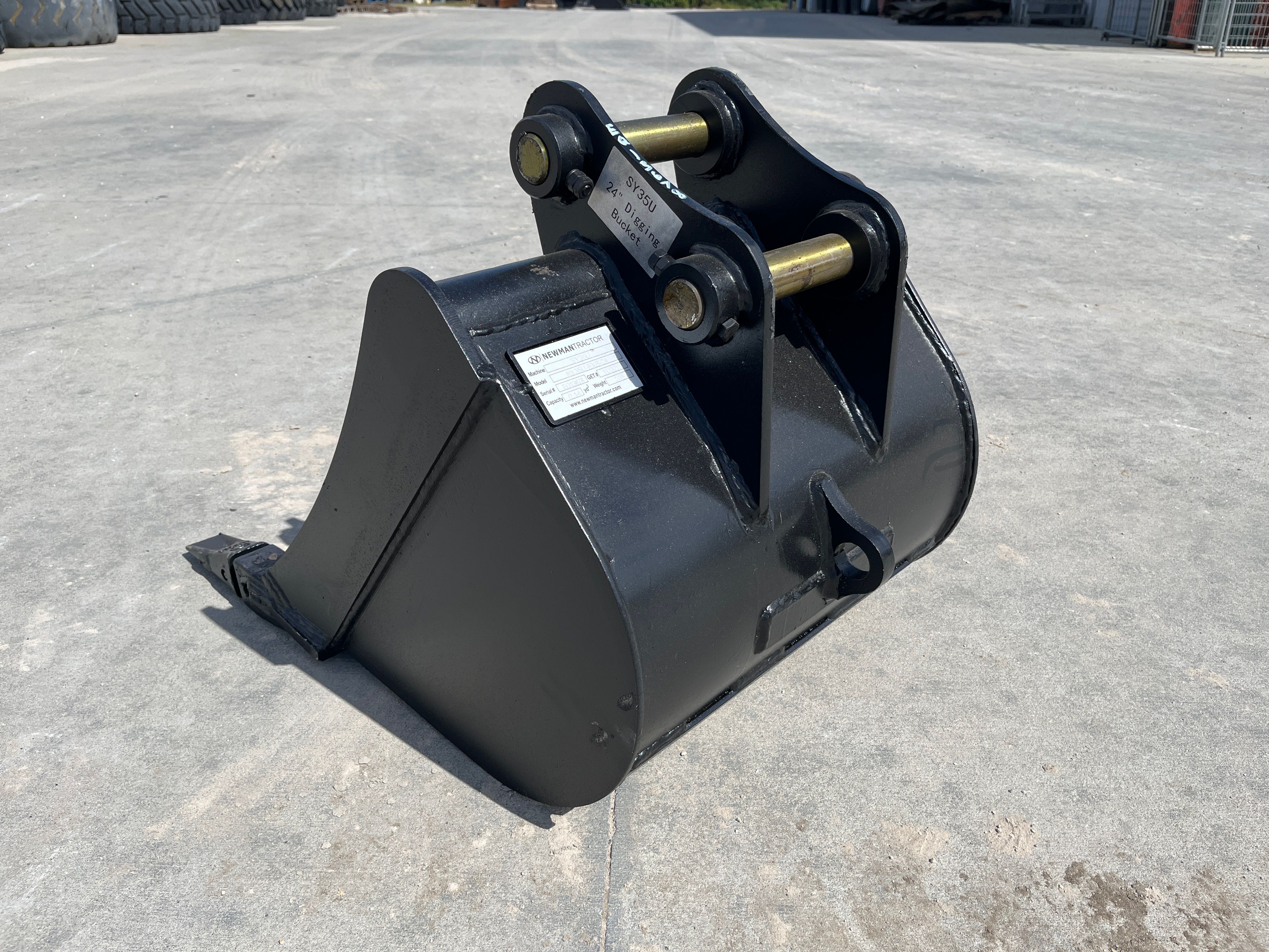 24" BUCKET FOR SY35U Photo 2 Thumbnail