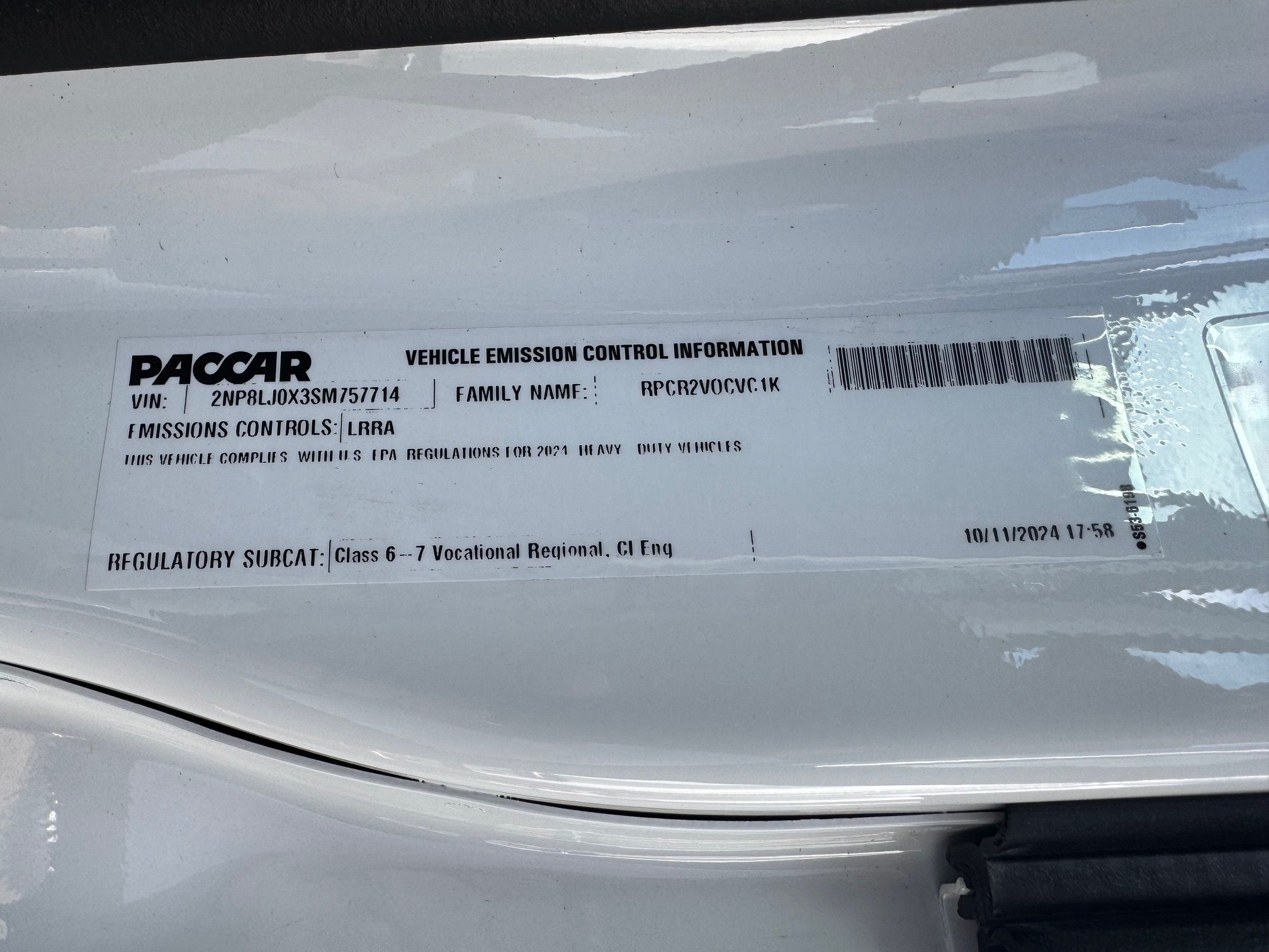 2025 PETERBILT 548 WATER Photo 9 Thumbnail