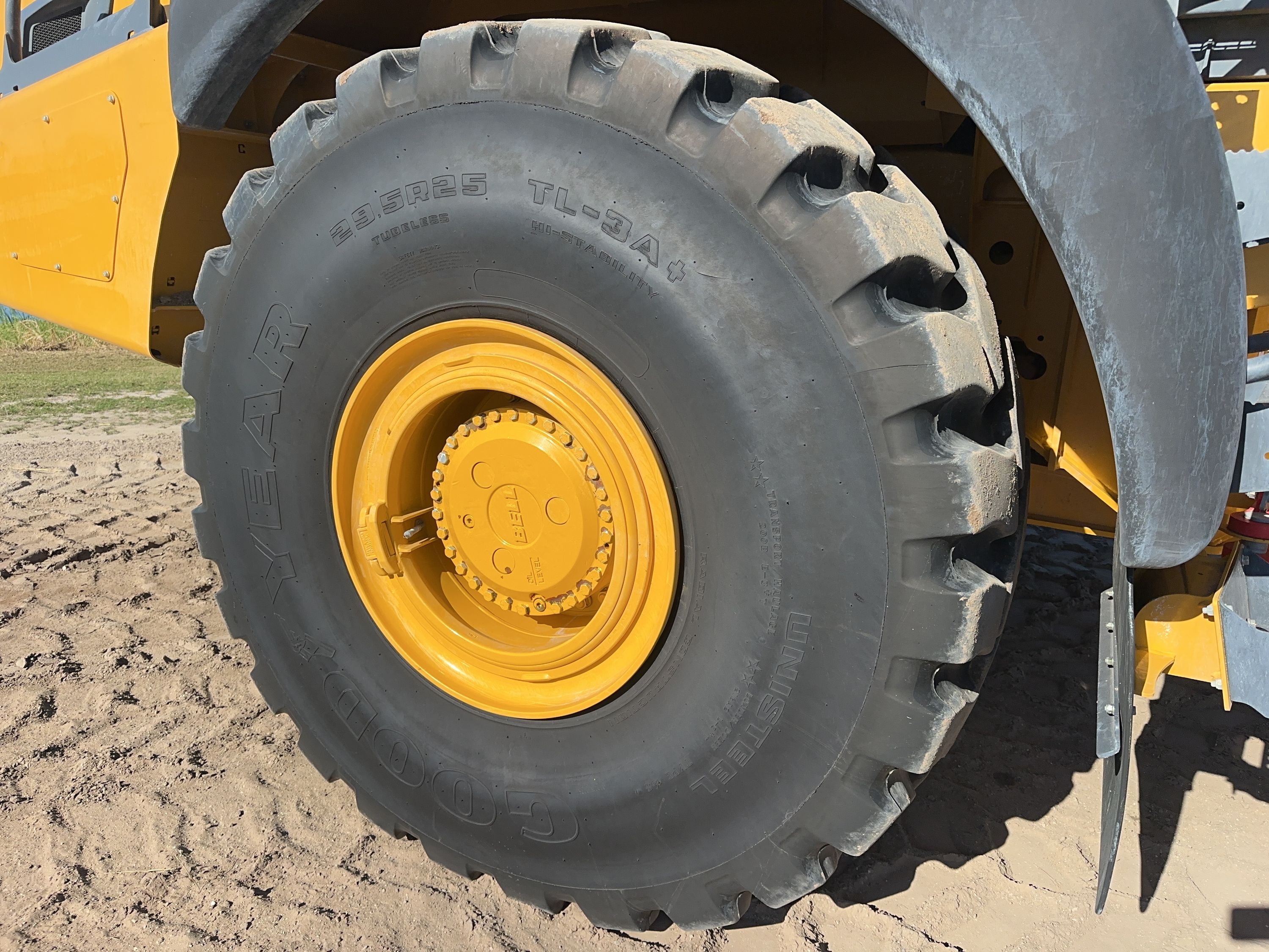 2025 BELL B45E Photo 15 Thumbnail