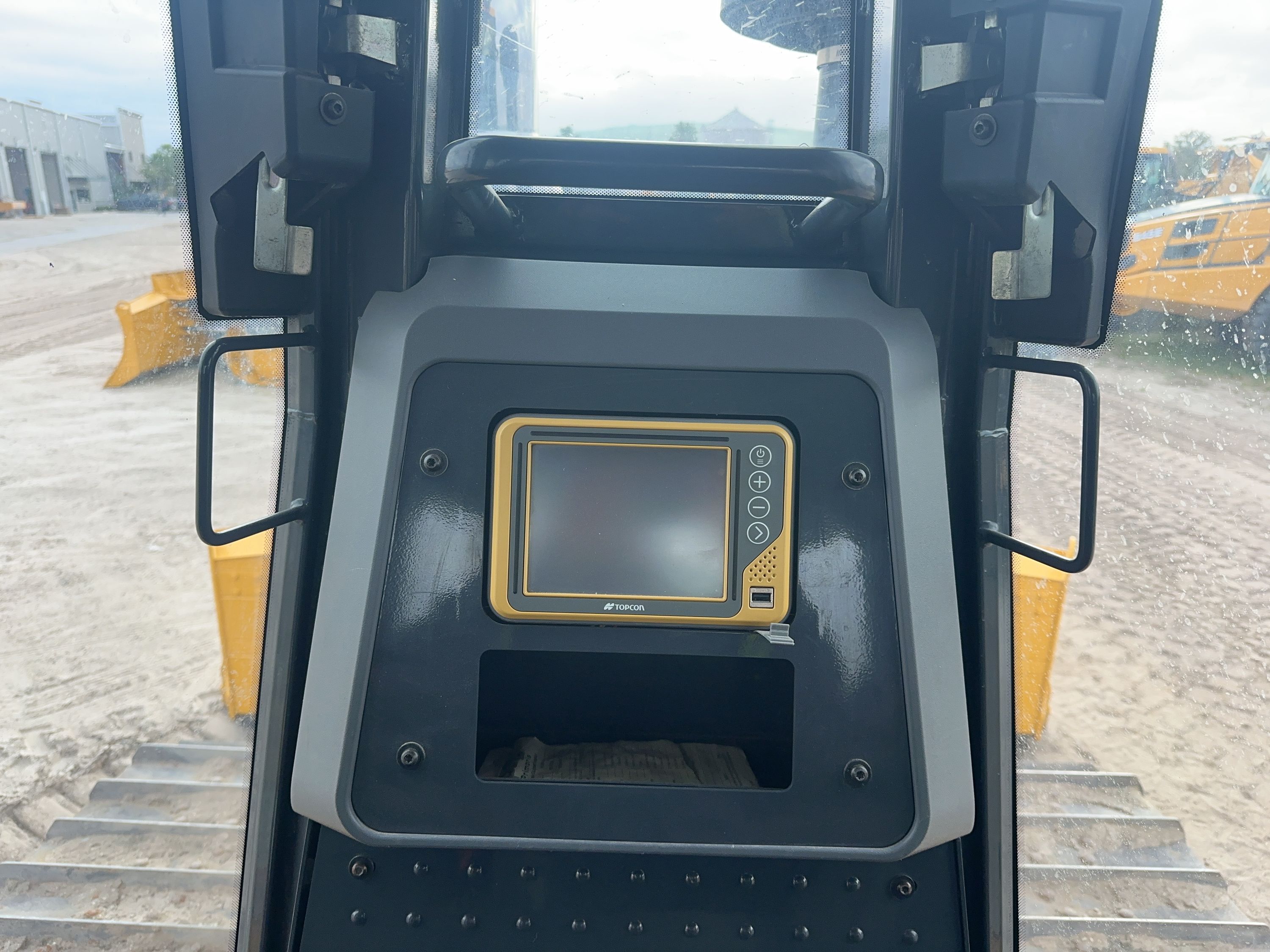 2023 JOHN DEERE 850L WLT Photo 21 Thumbnail