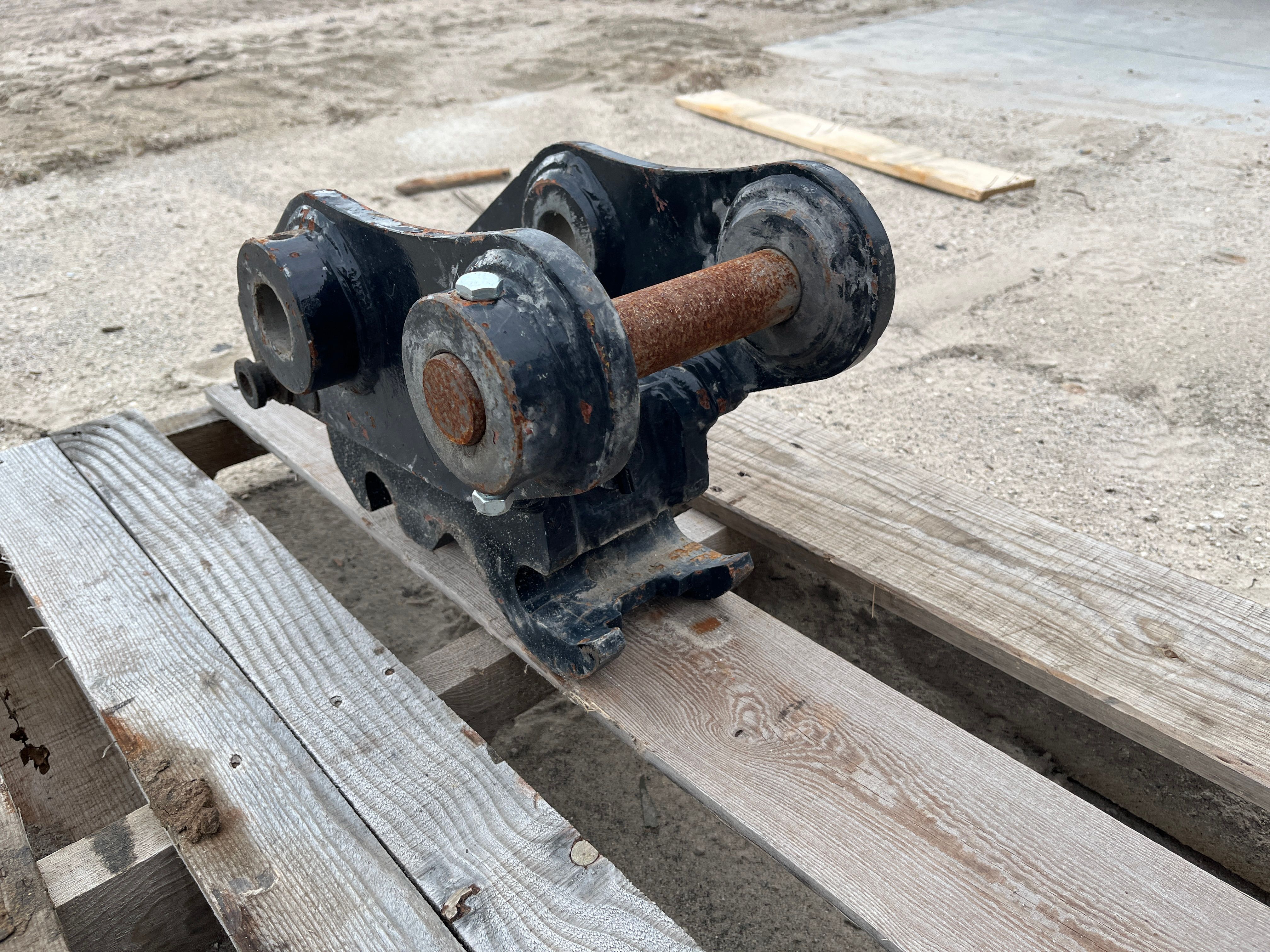 MANUAL QUICK COUPLER FOR SY35U Photo 2 Thumbnail