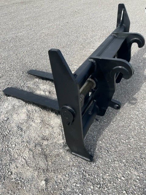 60" FORKS FOR JRB416 COUPLER Photo 3 Thumbnail