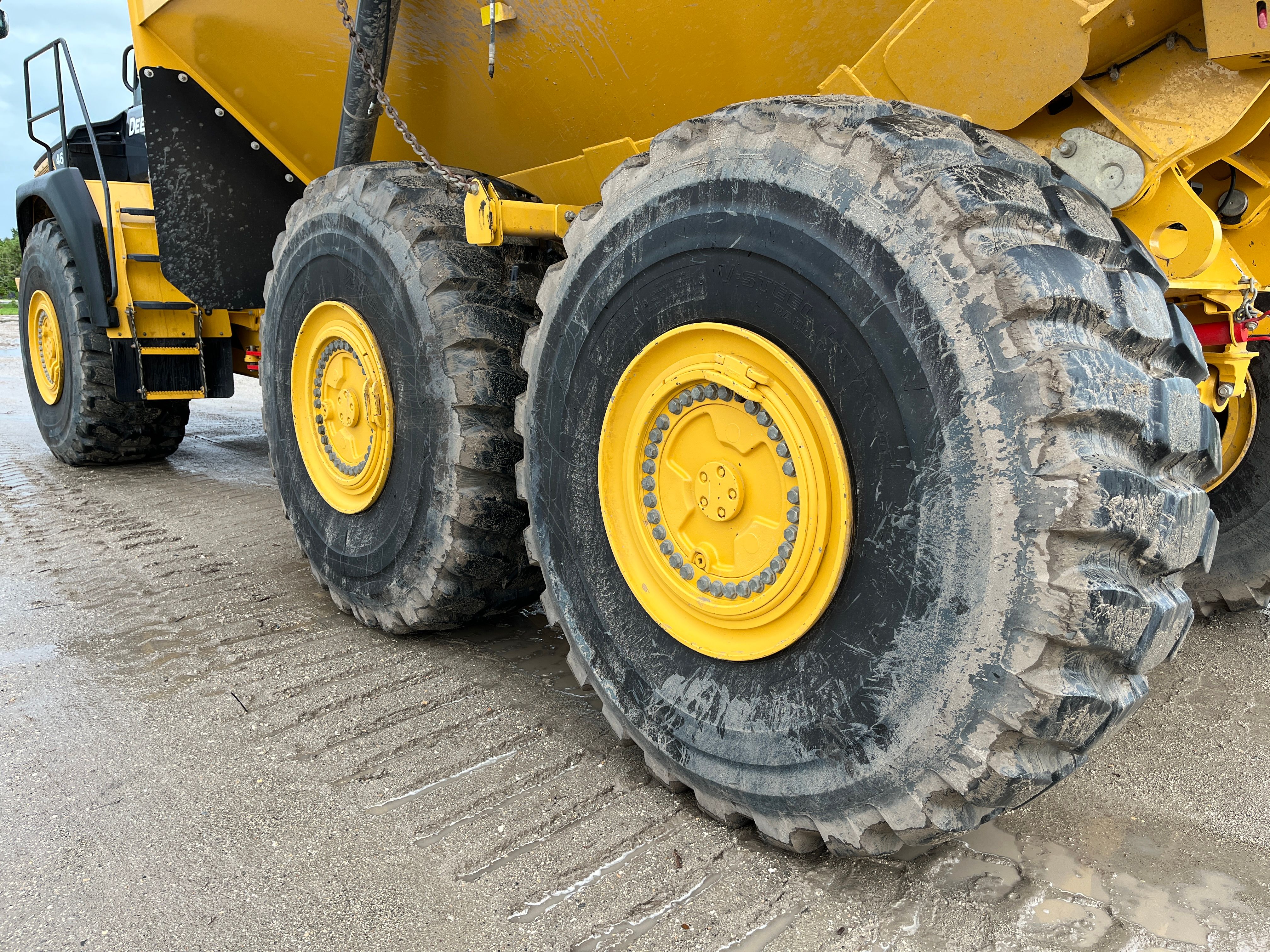 2023 JOHN DEERE 460P Photo 12 Thumbnail